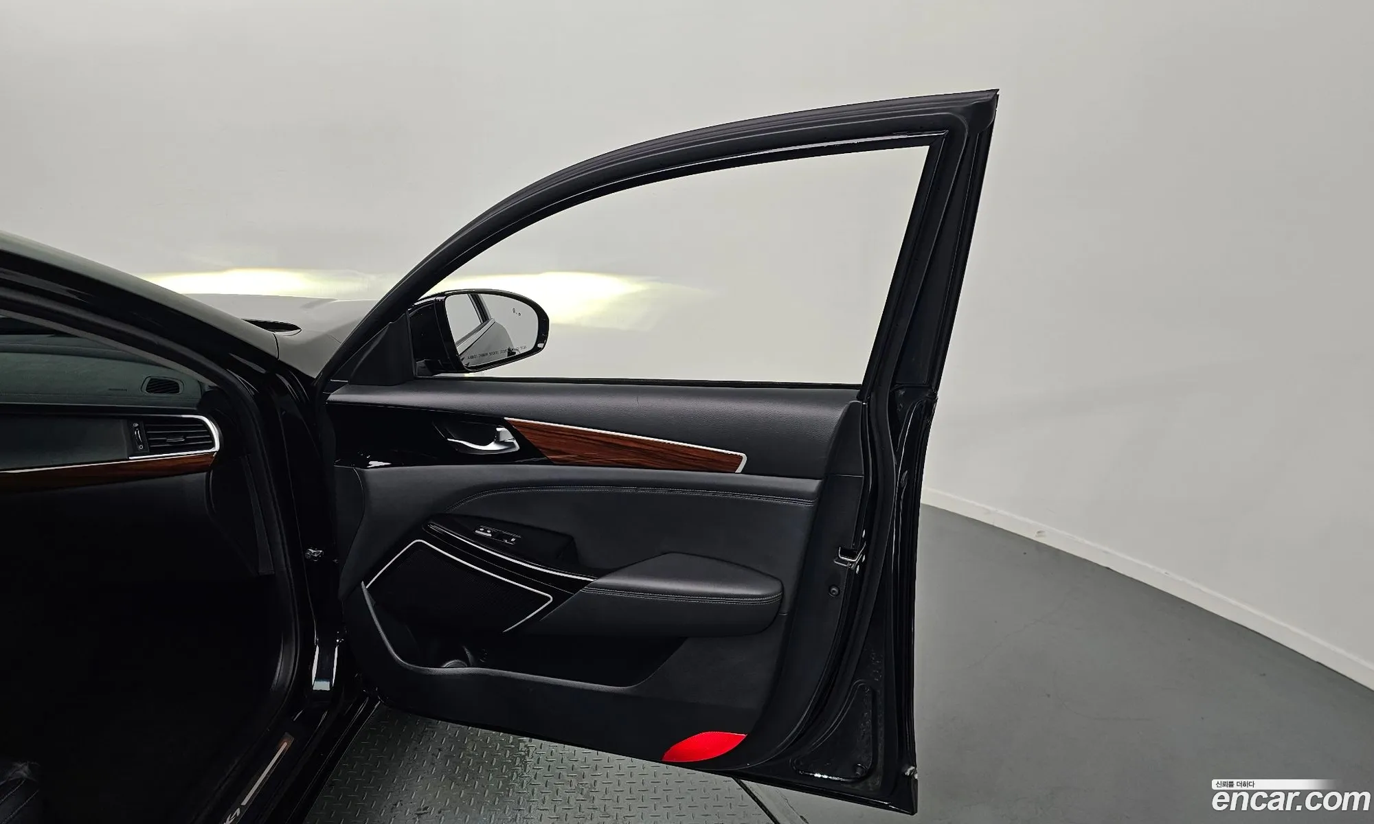 Kia K7 2017 — 2