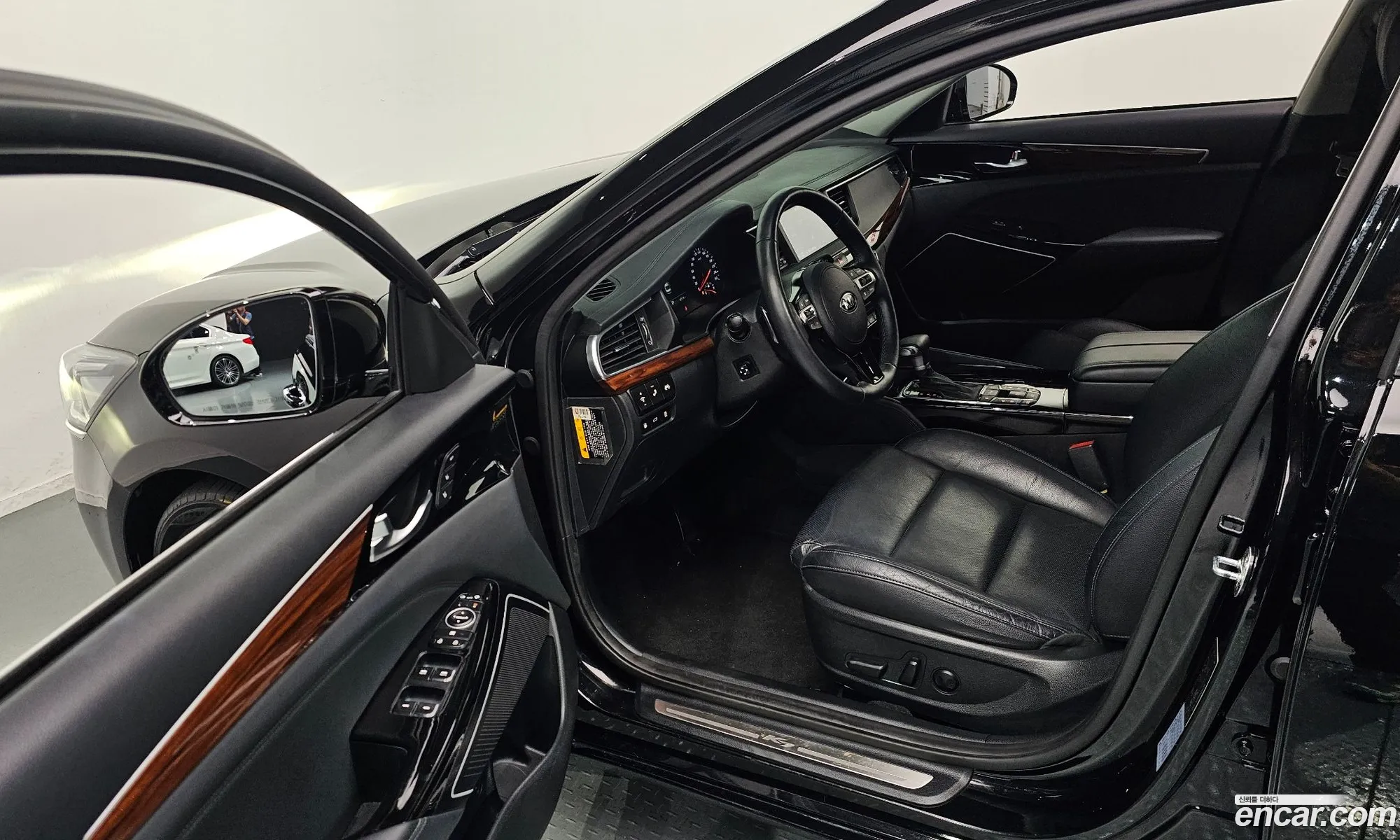 Kia K7 2017 — 11