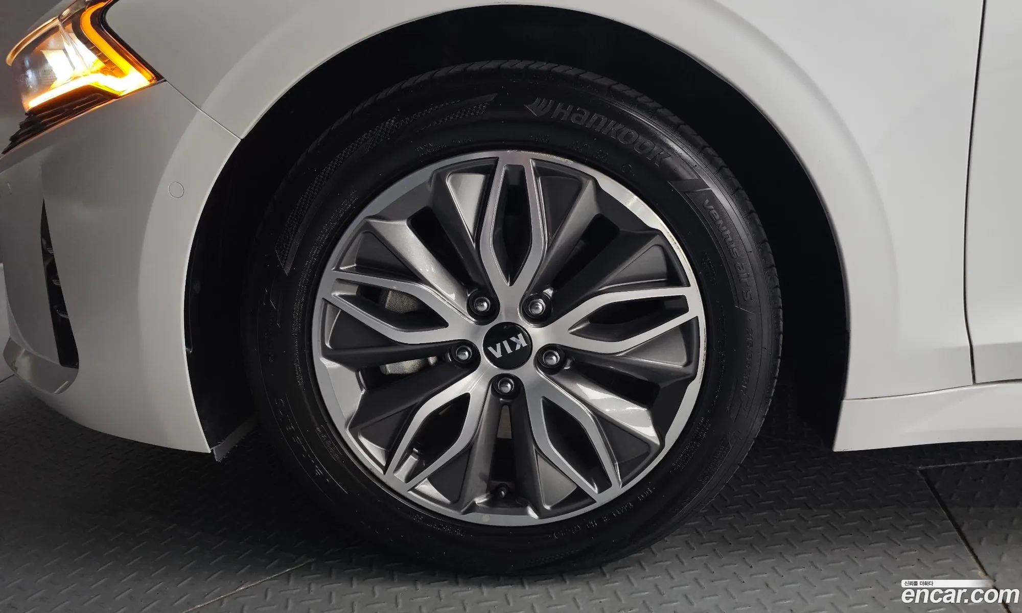 Kia K5 Hybrid 2021 — 9