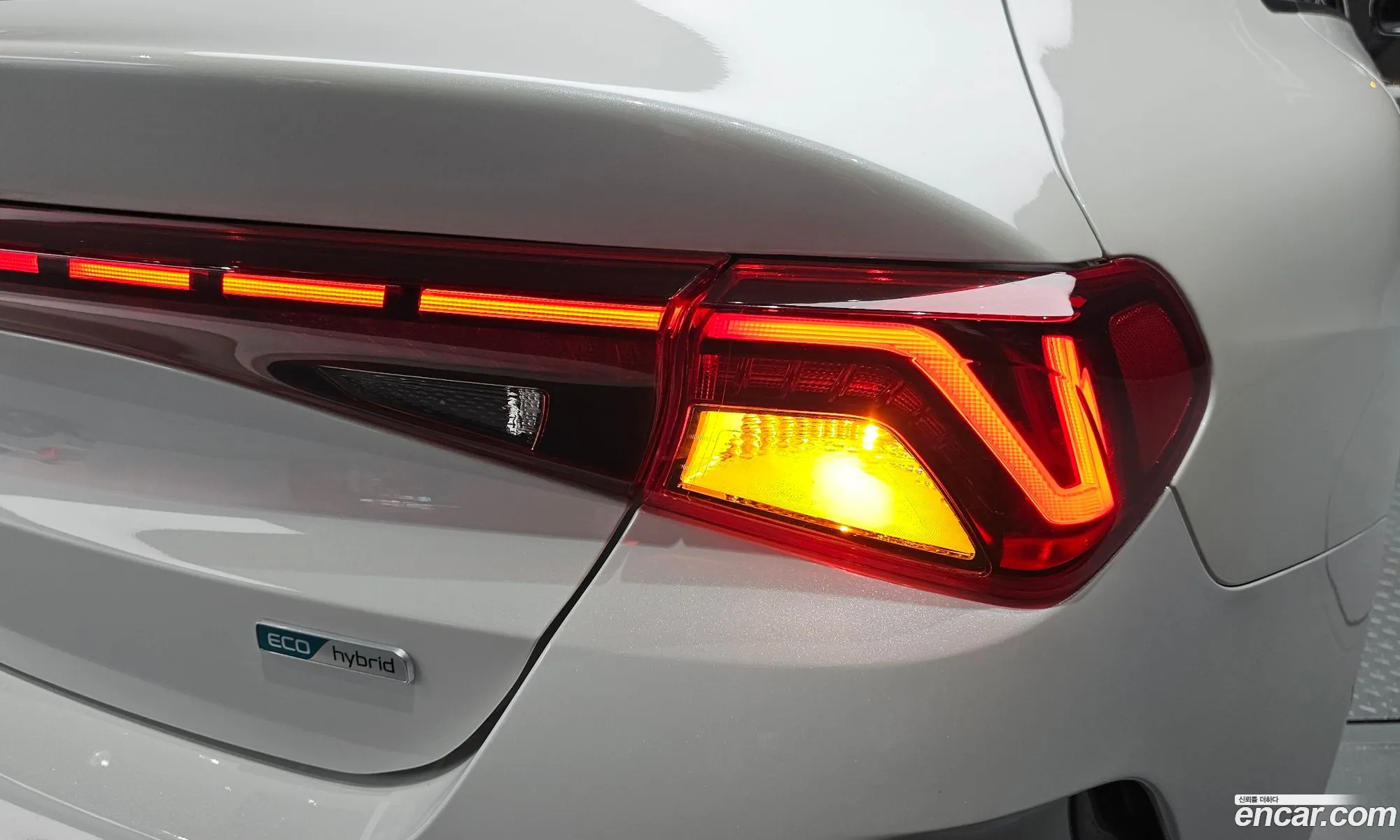 Kia K5 Hybrid 2021 — 33