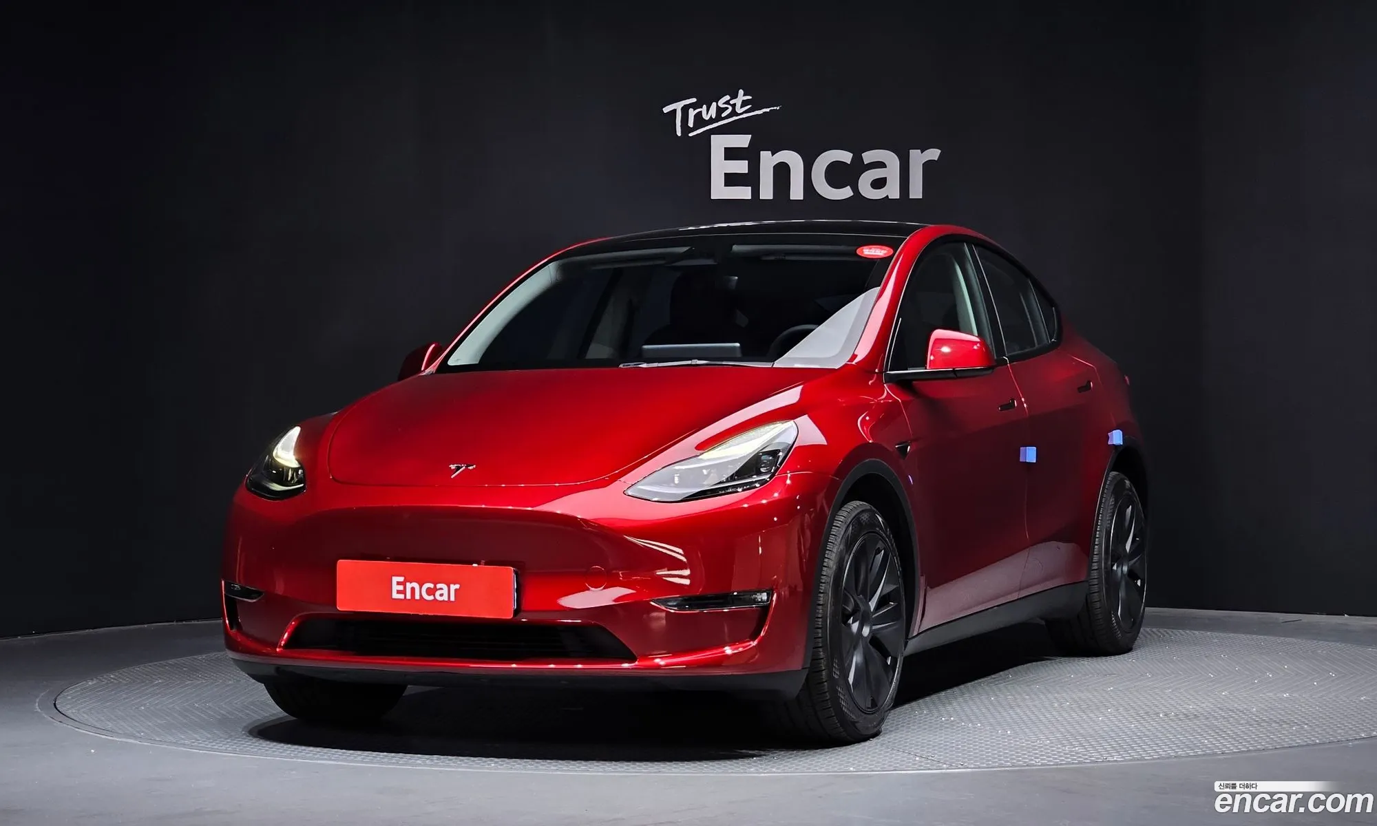 Tesla Model Y 2024 LRWYGCEK5RC700003 — 34