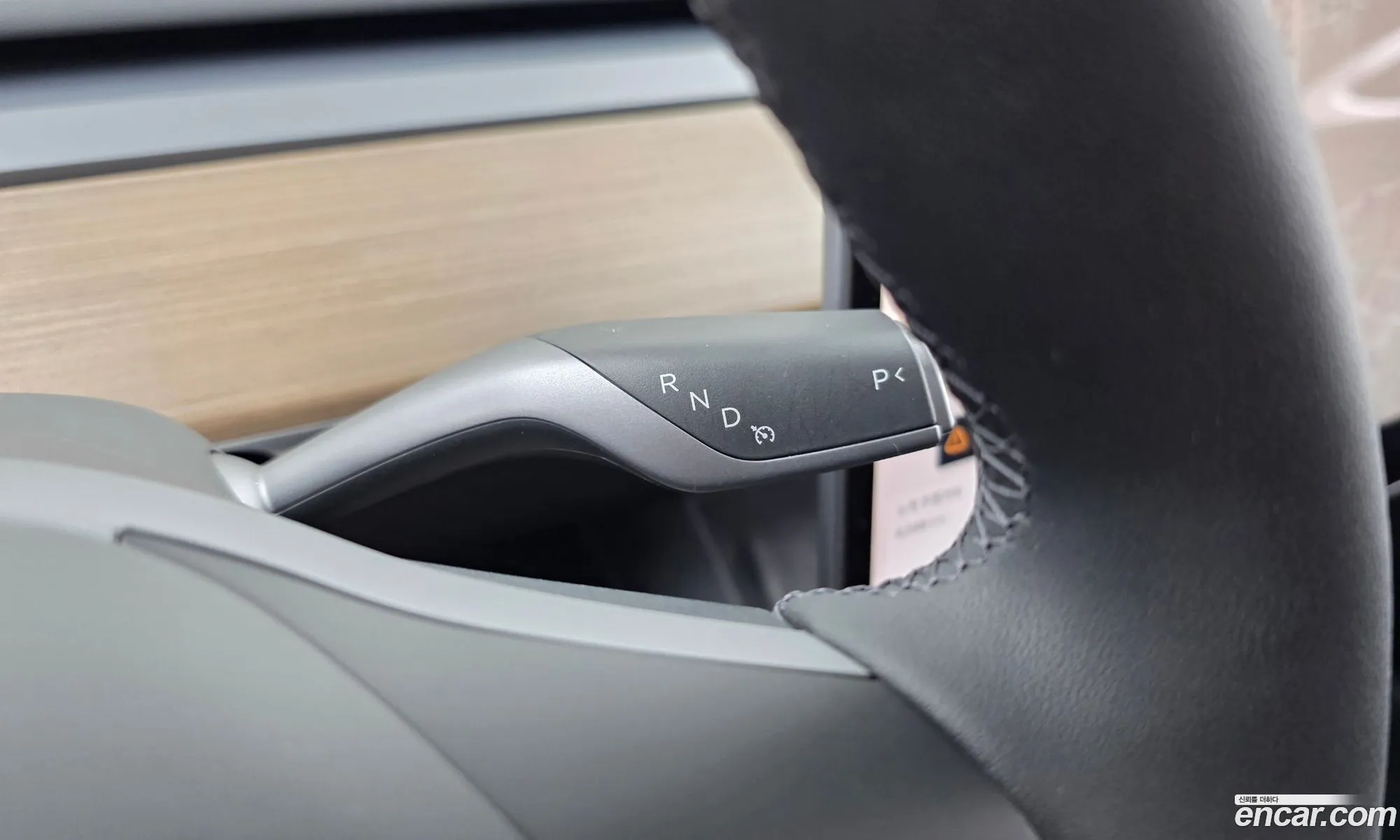 Tesla Model Y 2024 LRWYGCEK5RC700003 — 18