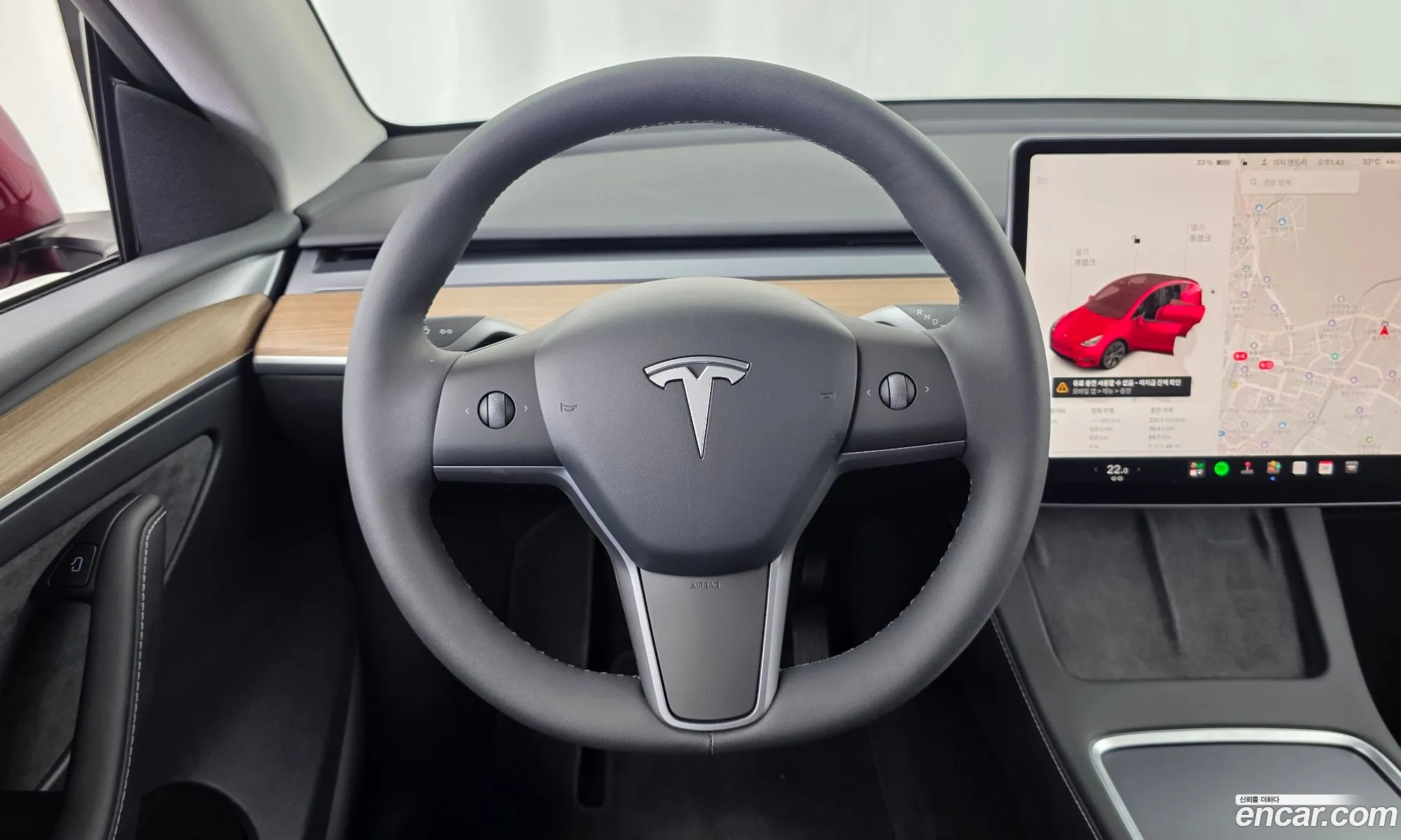 Tesla Model Y 2024 LRWYGCEK5RC700003 — 19