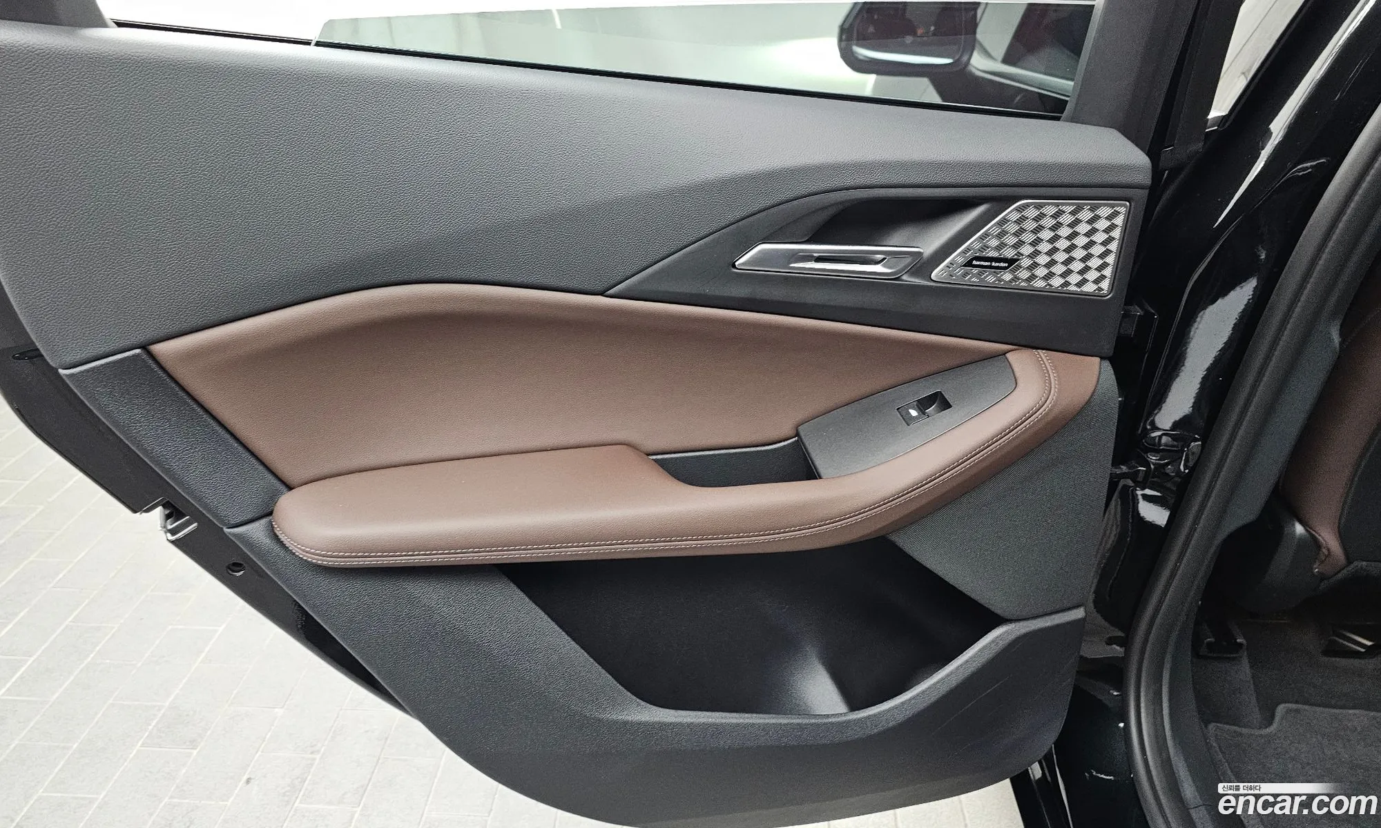 BMW 2 Series Active Tourer 2025 WBA21BY09S7S51693 — 31
