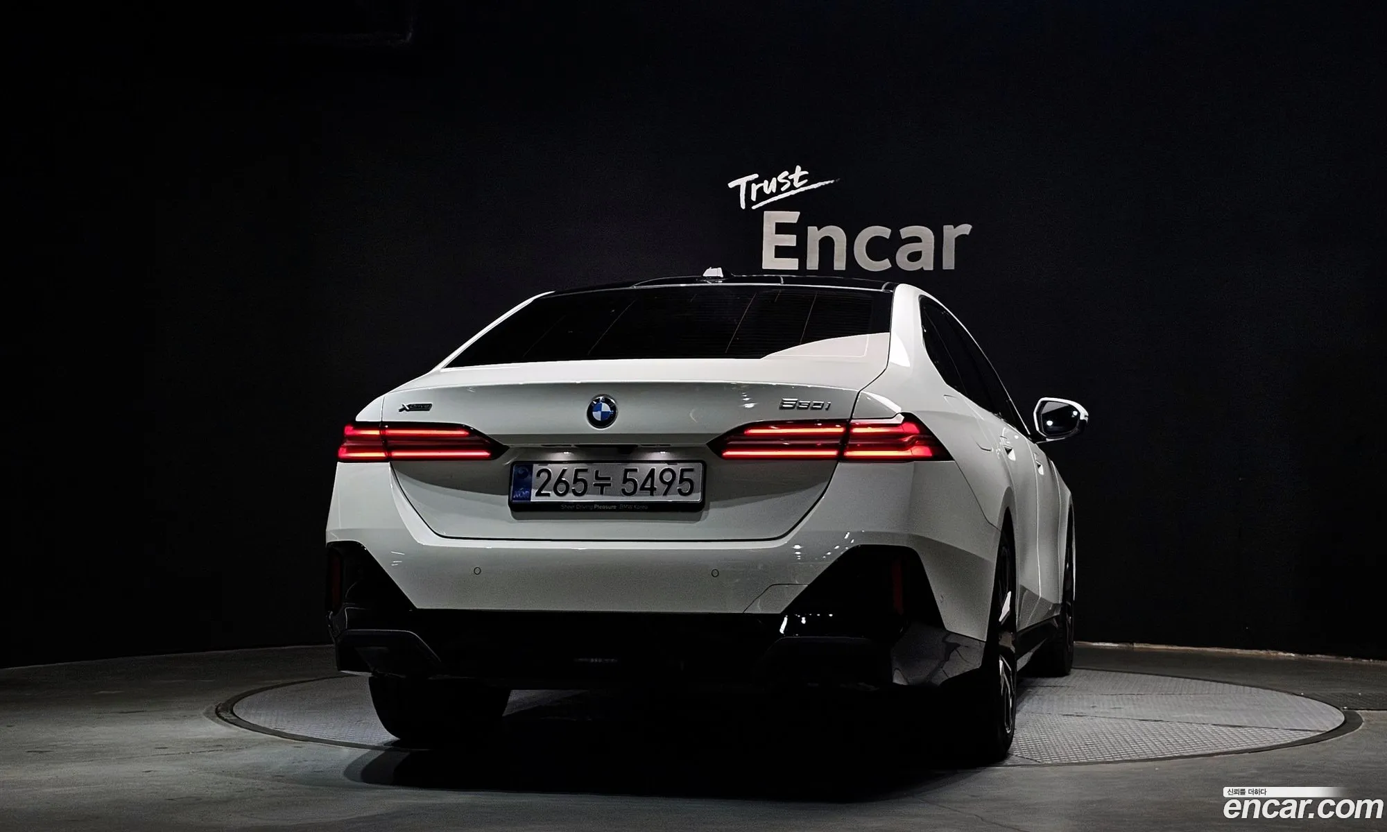 BMW 5 Series 2025 WBA51FJ06TCW43232 — 15