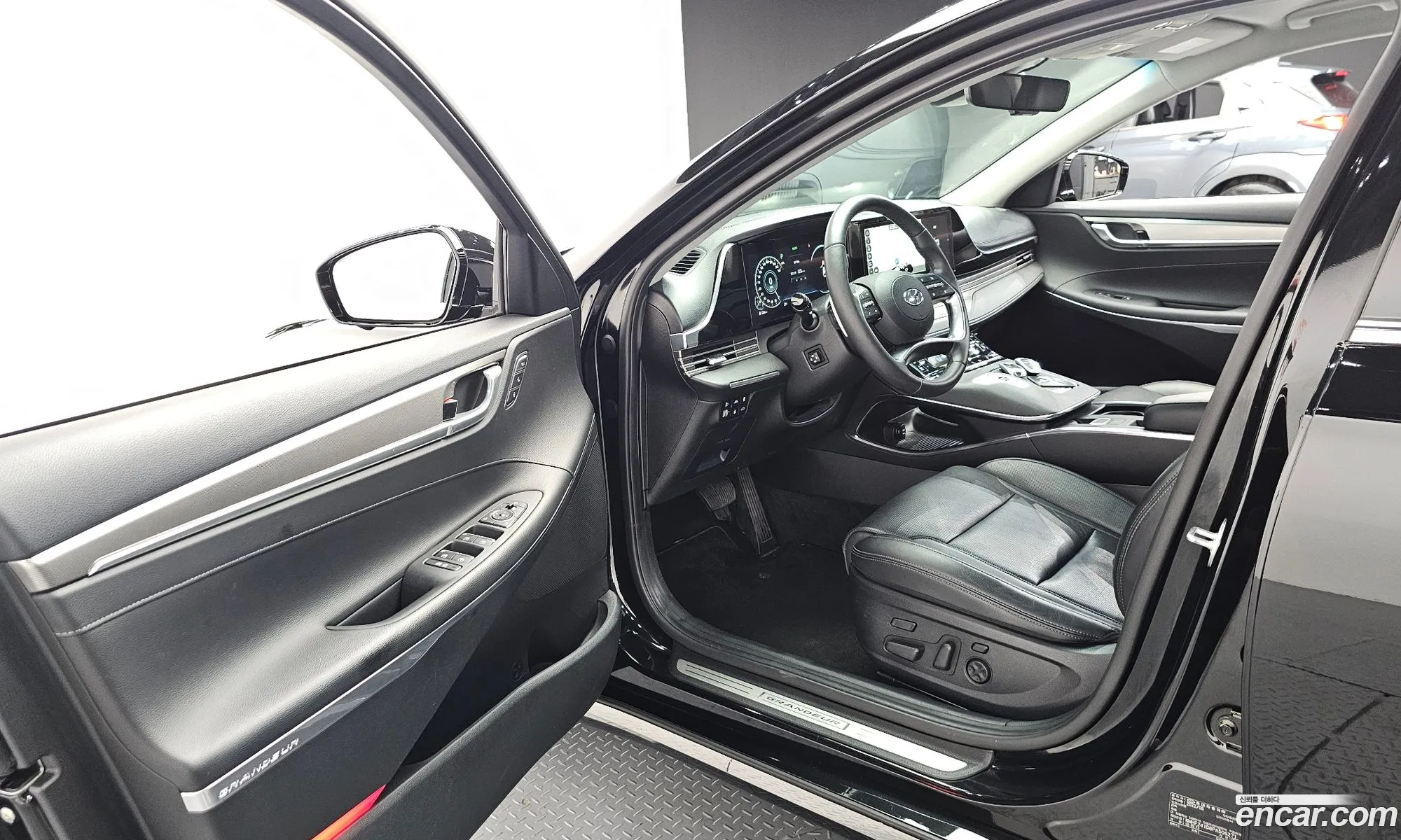 Hyundai Grandeur IG 2022 — 25