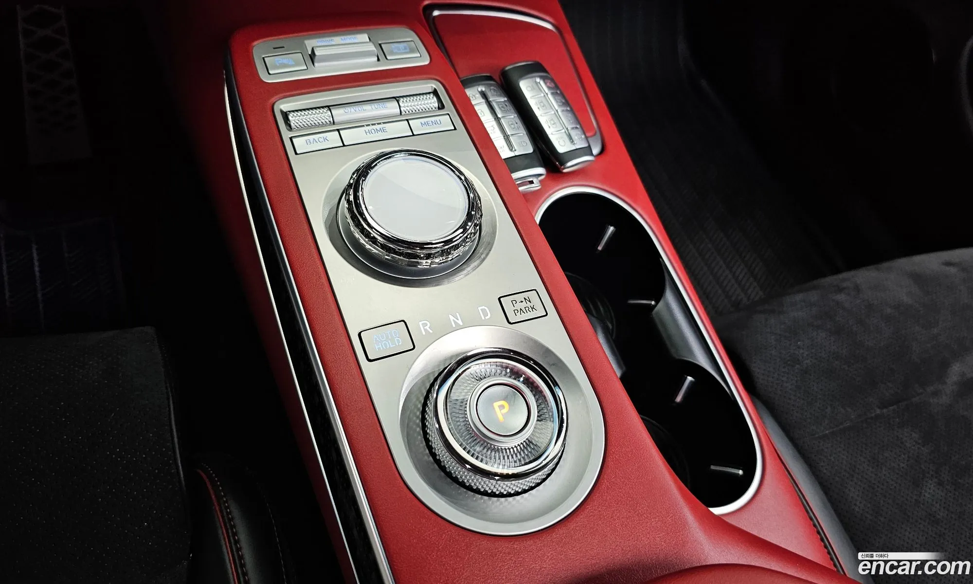 Genesis GV70 2022 — 9