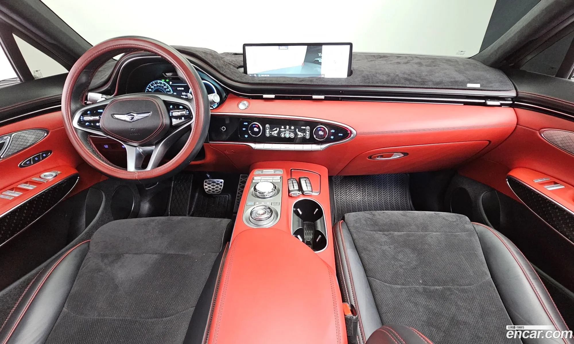 Genesis GV70 2022 — 16