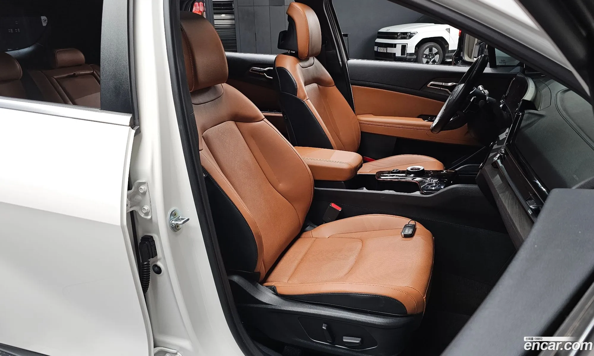 Kia Sportage Hybrid 2022 — 3