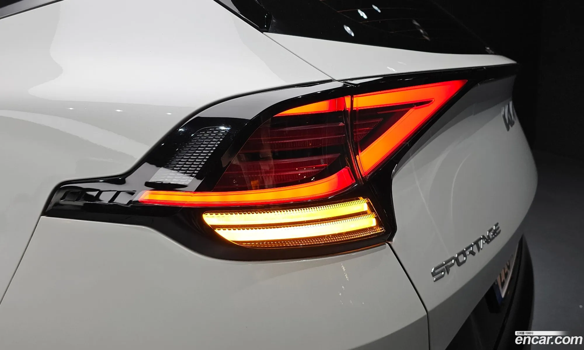 Kia Sportage Hybrid 2022 — 11