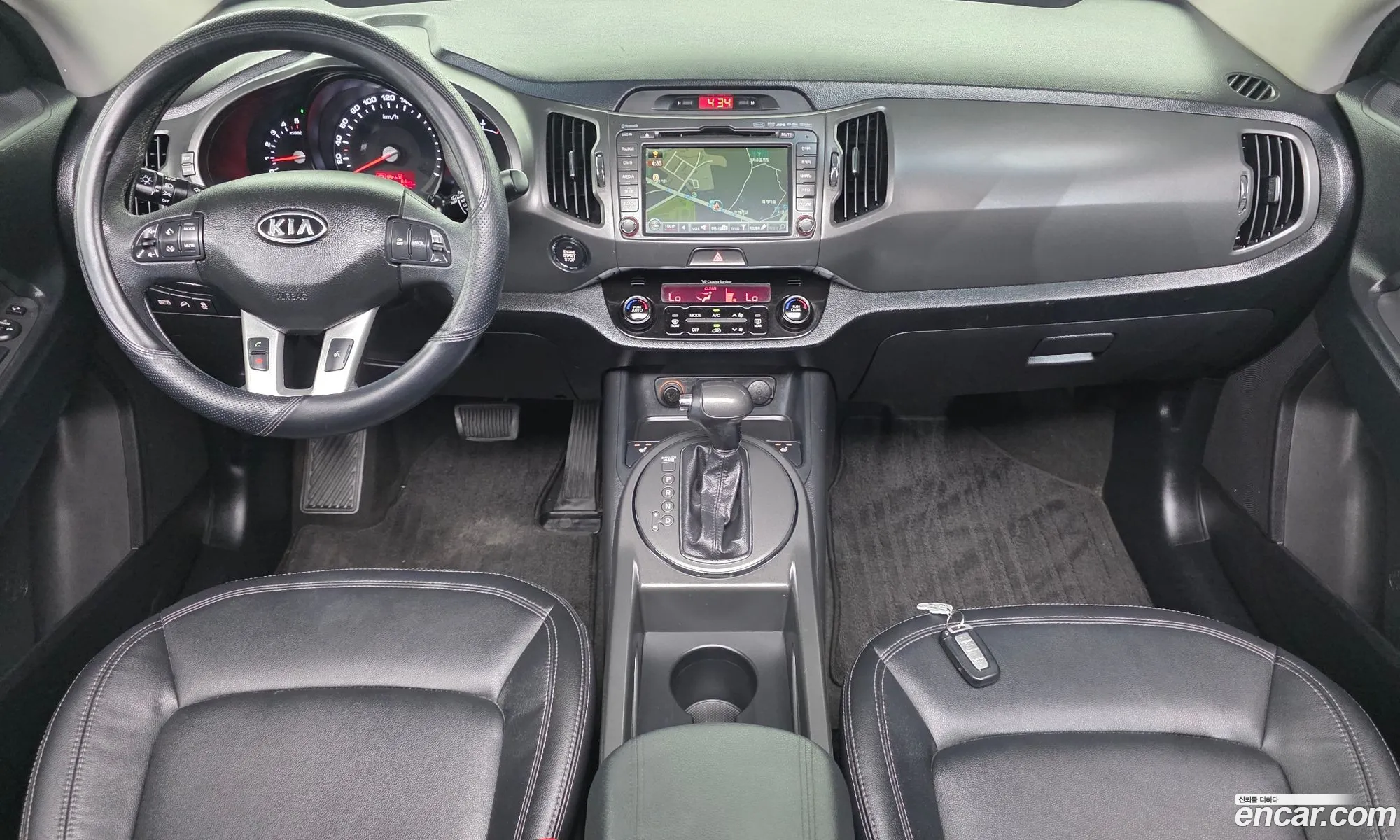 Kia Sportage R 2011 — 17
