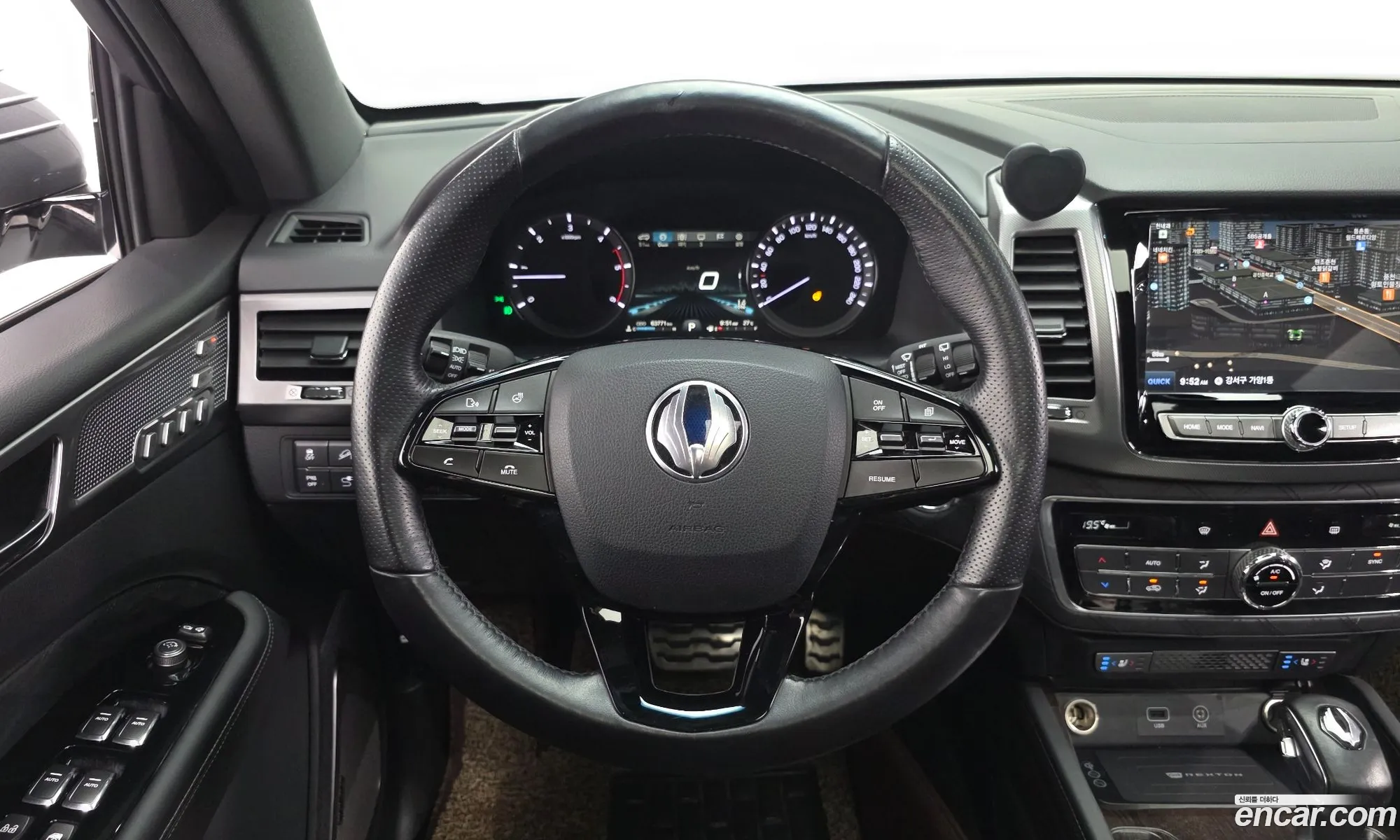 KG Mobility (SsangYong) G4 Rexton 2018 — 3