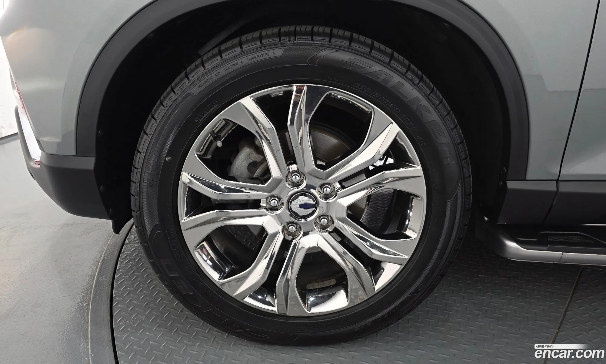 KG Mobility (SsangYong) G4 Rexton 2018 — 5