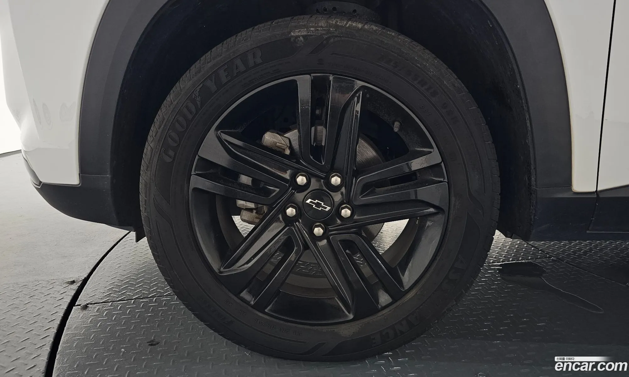 Chevrolet (GM Daewoo) Trax Crossover 2023 — 9