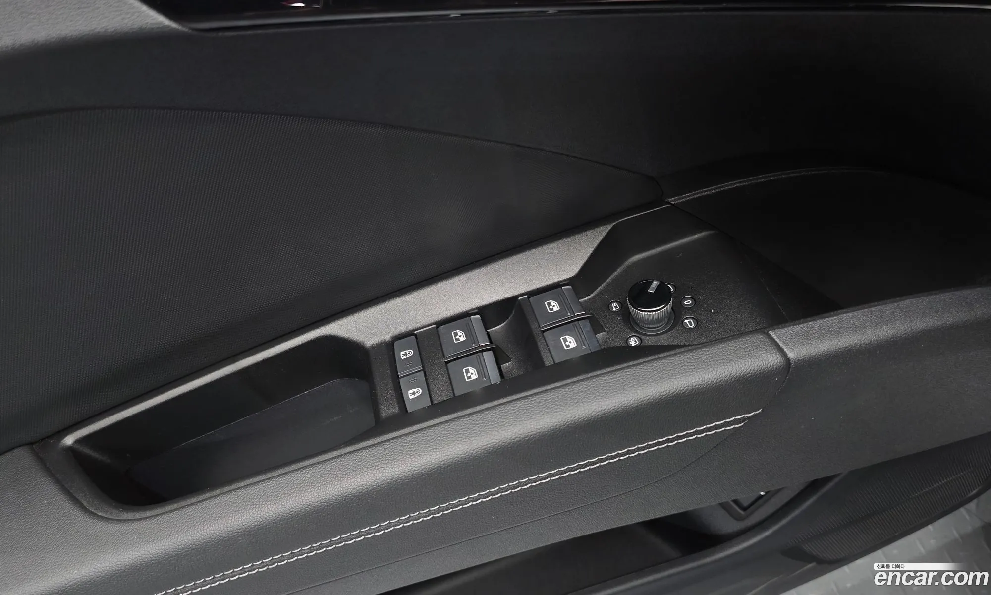 Audi Q4 e-tron 2022 WAUZZZFZ9NP045277 — 27