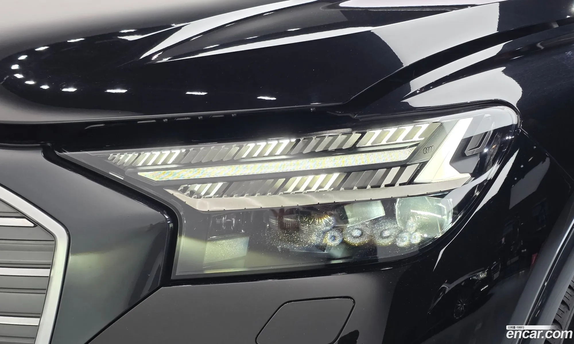 Audi Q4 e-tron 2022 WAUZZZFZ9NP045277 — 3