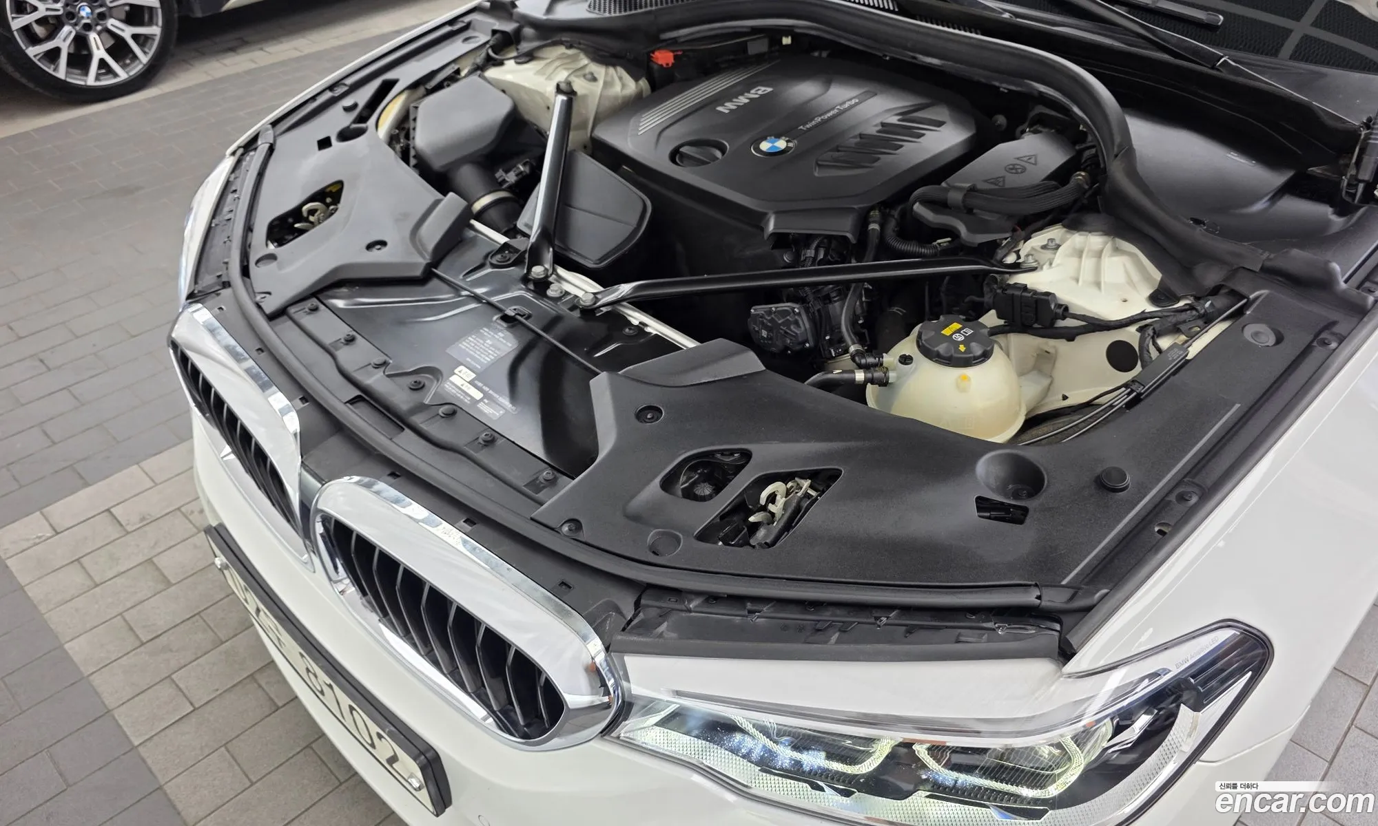 BMW 5 Series 2017 — 14