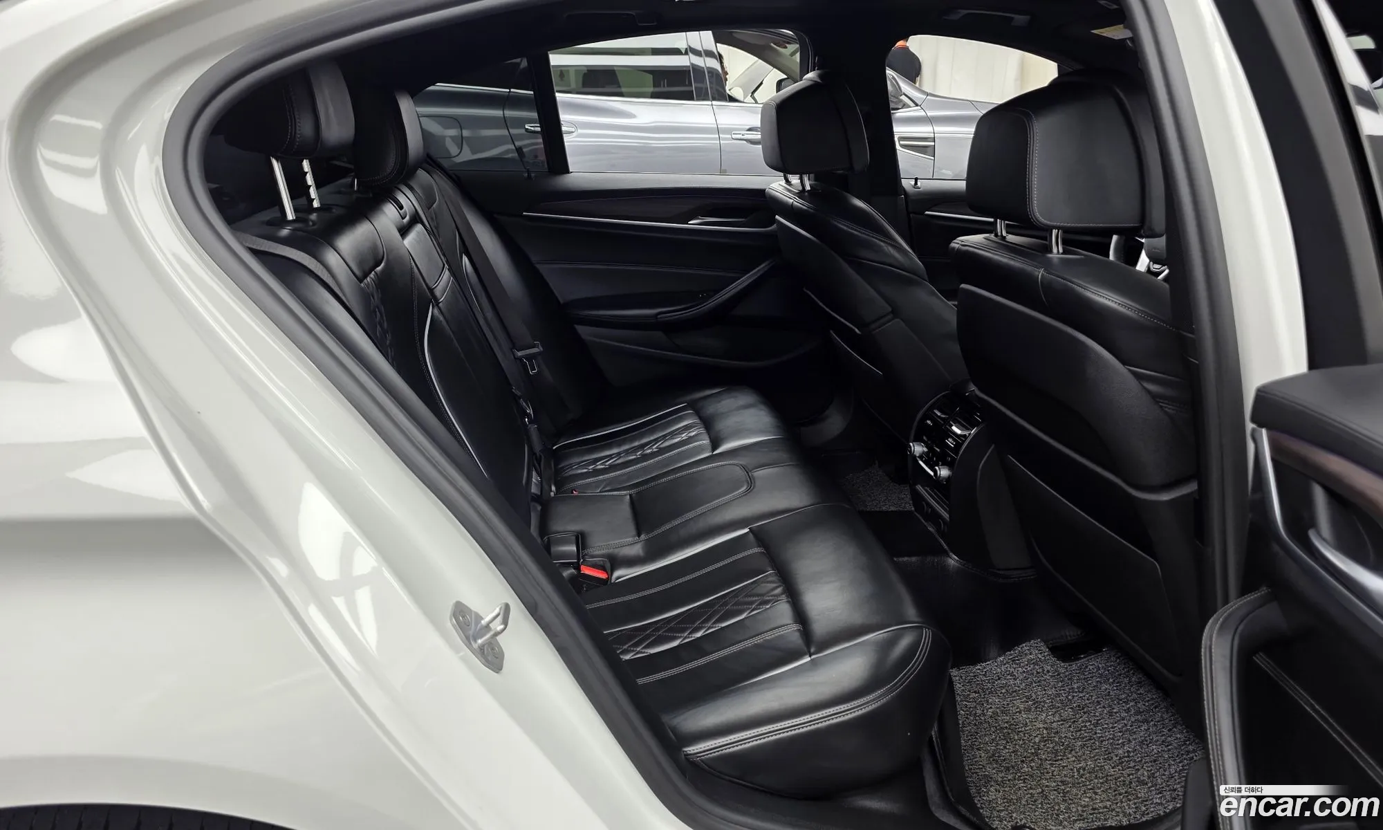 BMW 5 Series 2017 — 15