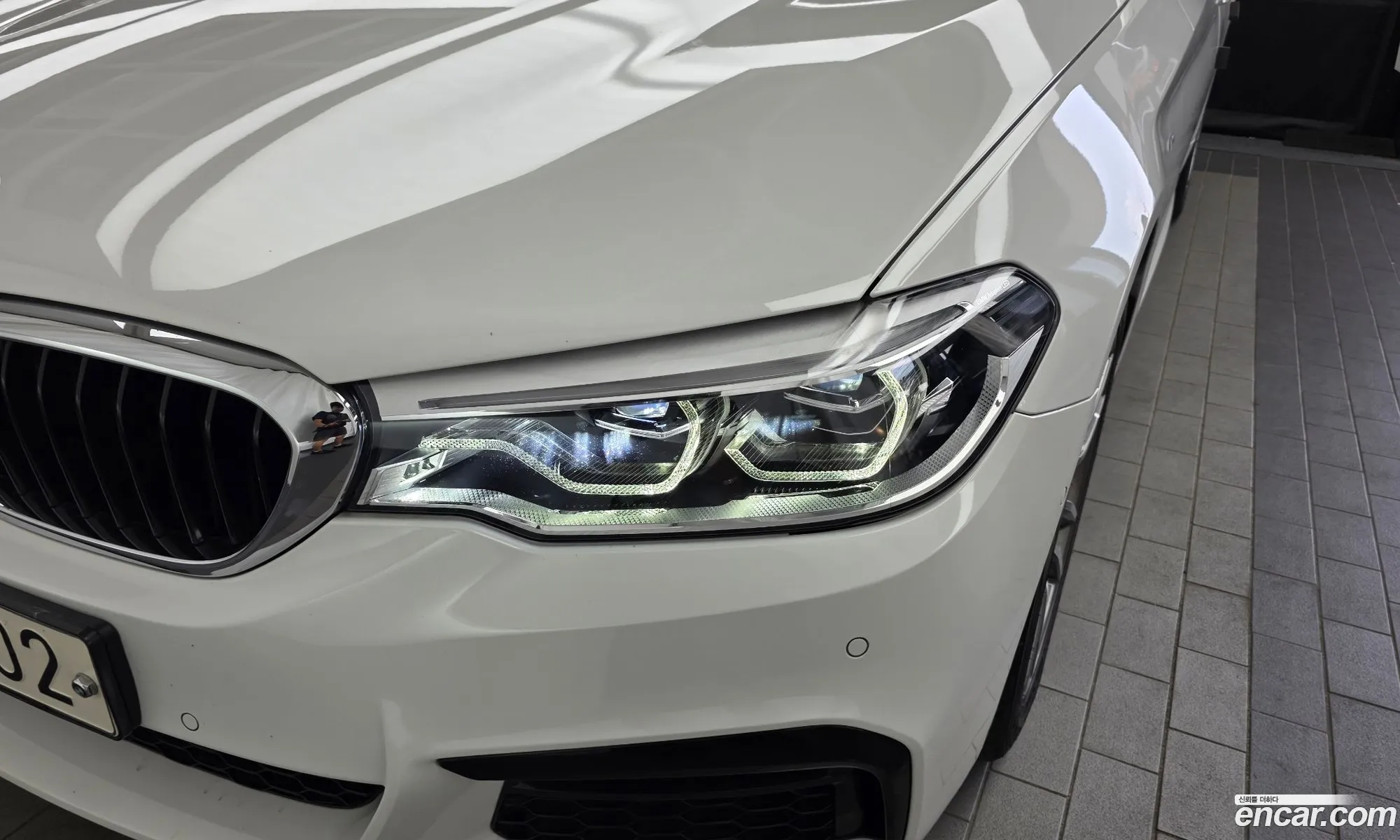 BMW 5 Series 2017 — 5