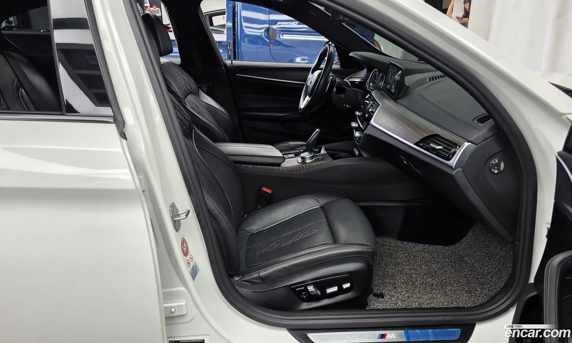 BMW 5 Series 2017 — 26