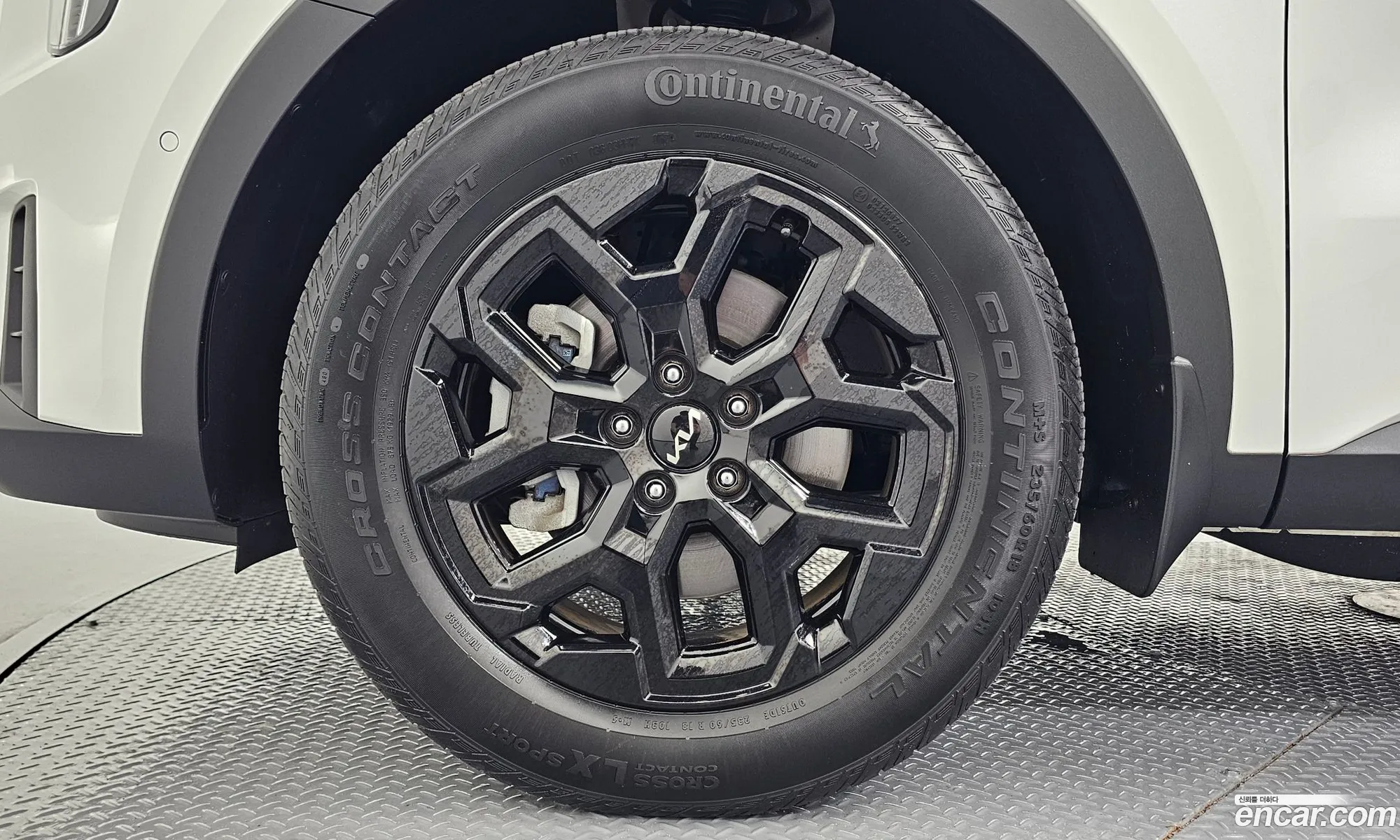 Kia Sorento 2024 — 28