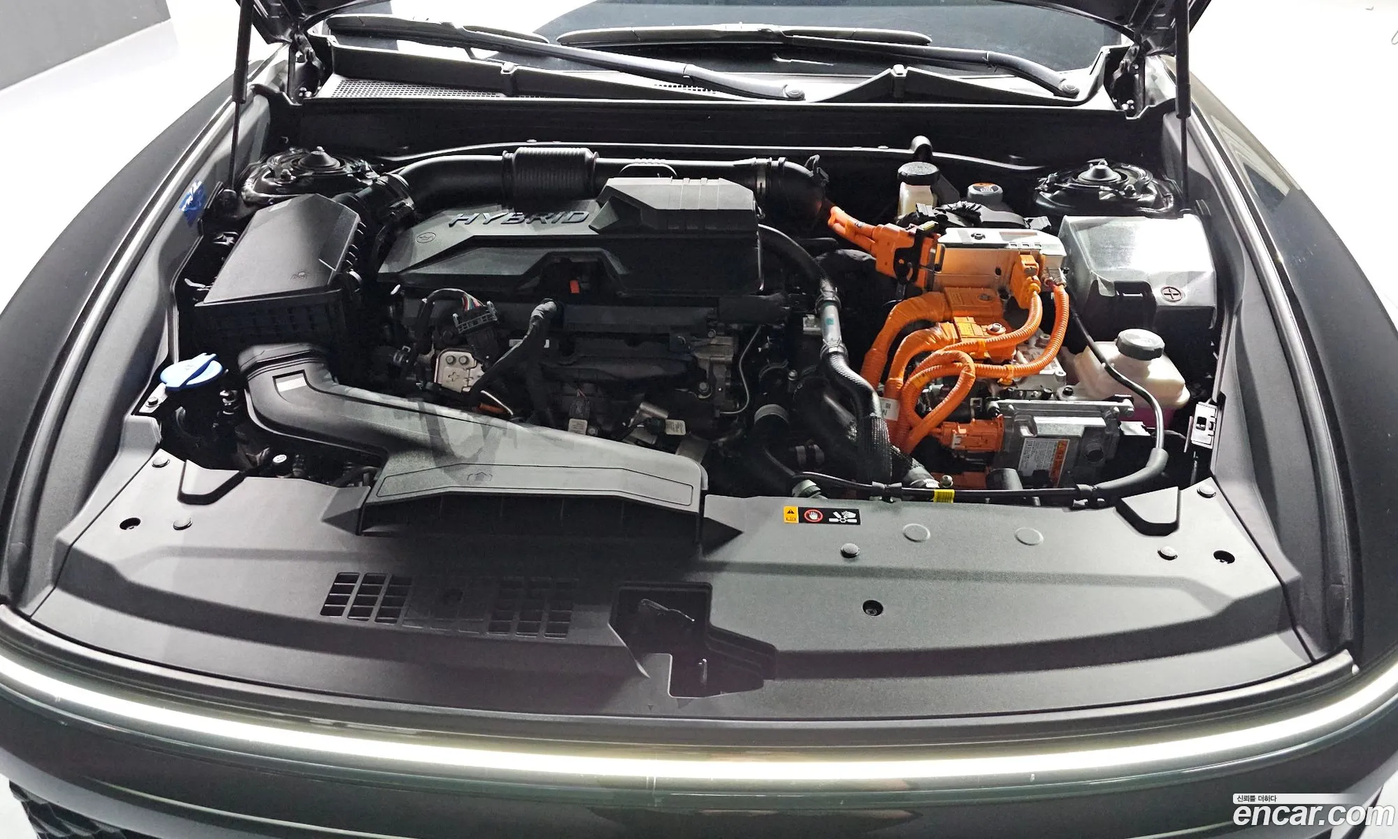 Hyundai Grandeur Hybrid 2025 — 7