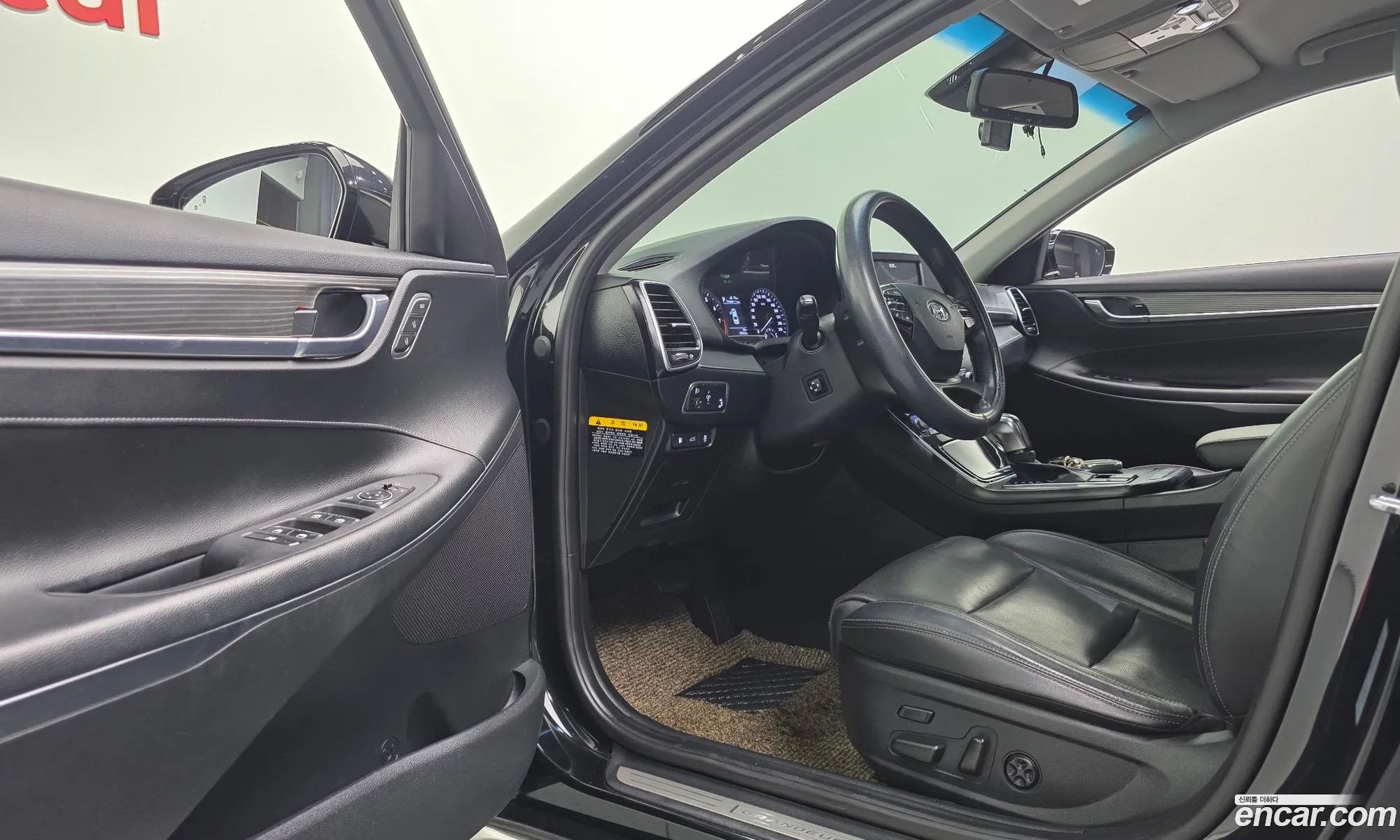 Hyundai Grandeur IG 2017 — 20