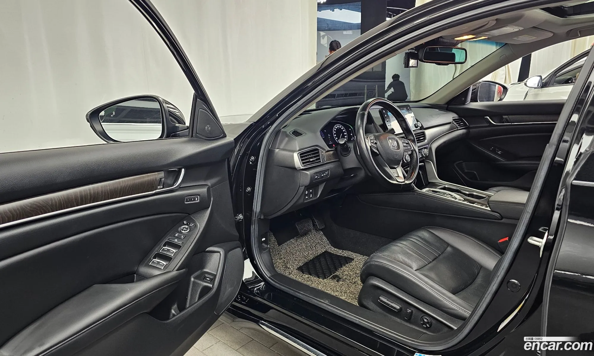 Honda Accord 10th Gen 2021 — 16