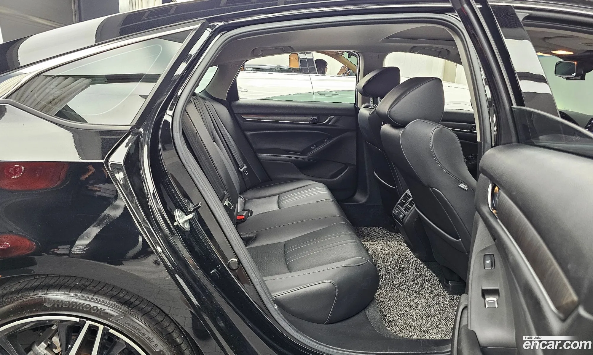Honda Accord 10th Gen 2021 — 20