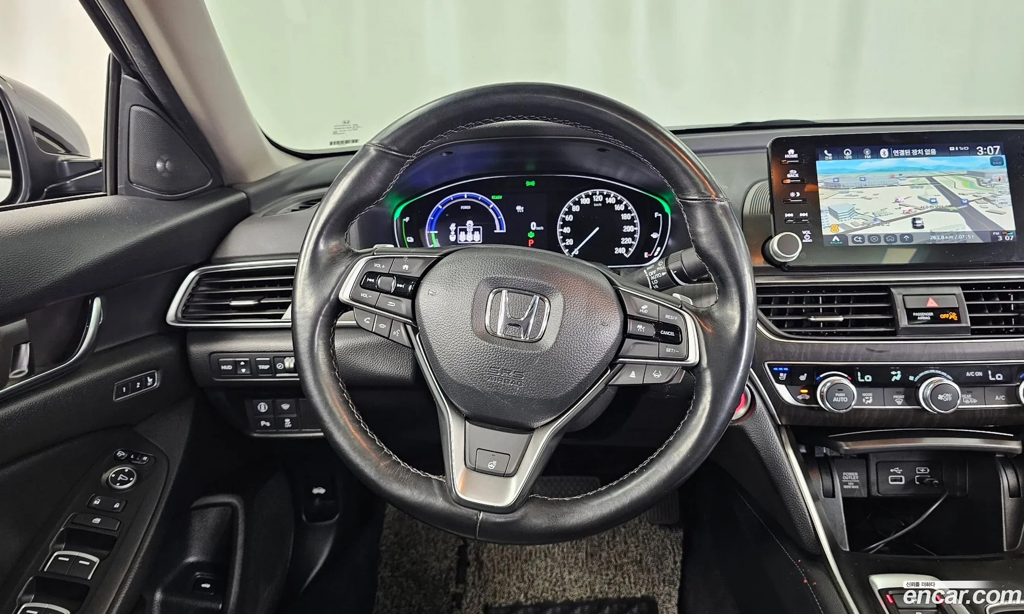 Honda Accord 10th Gen 2021 — 9