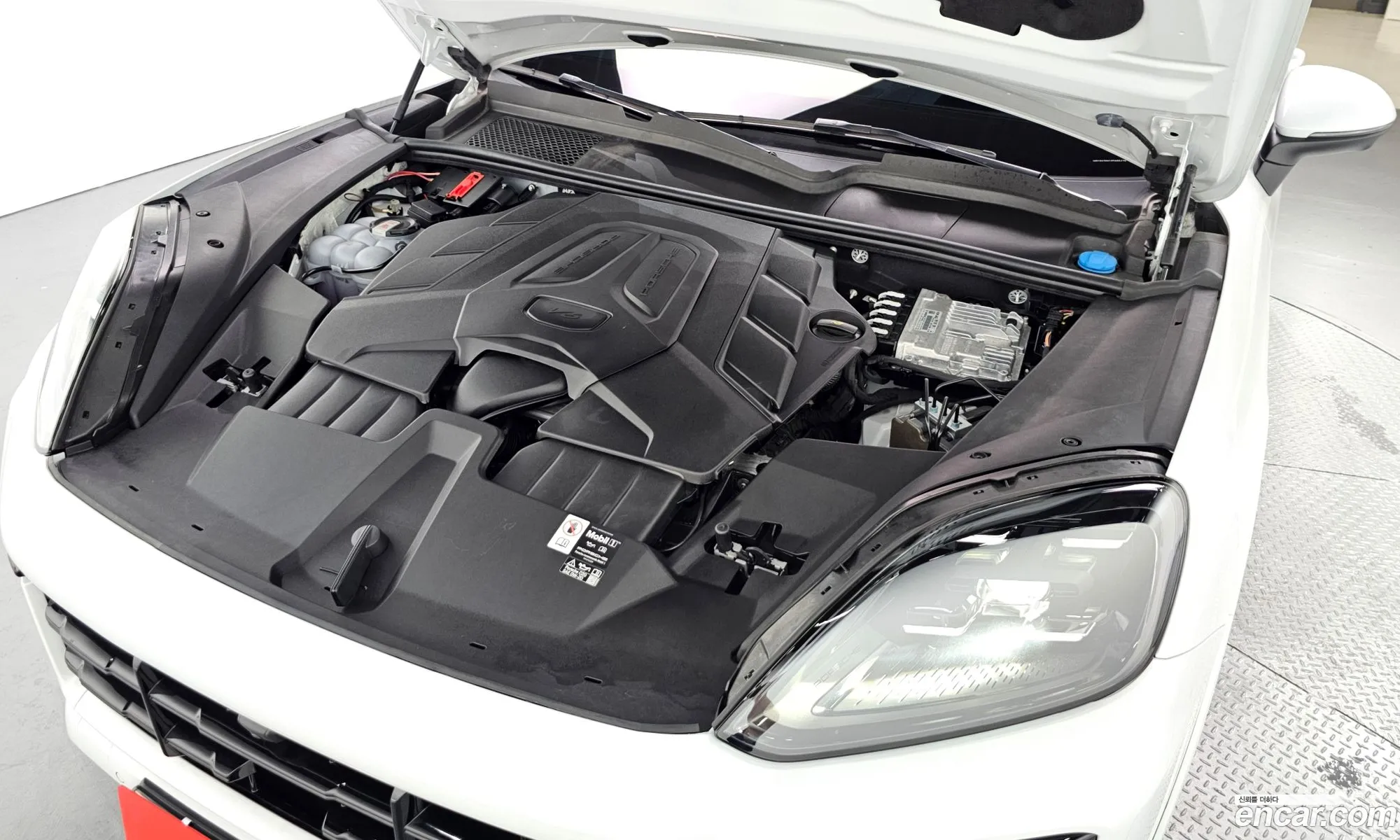 Porsche Cayenne 2025 WP1BA29Y1SDA55478 — 27