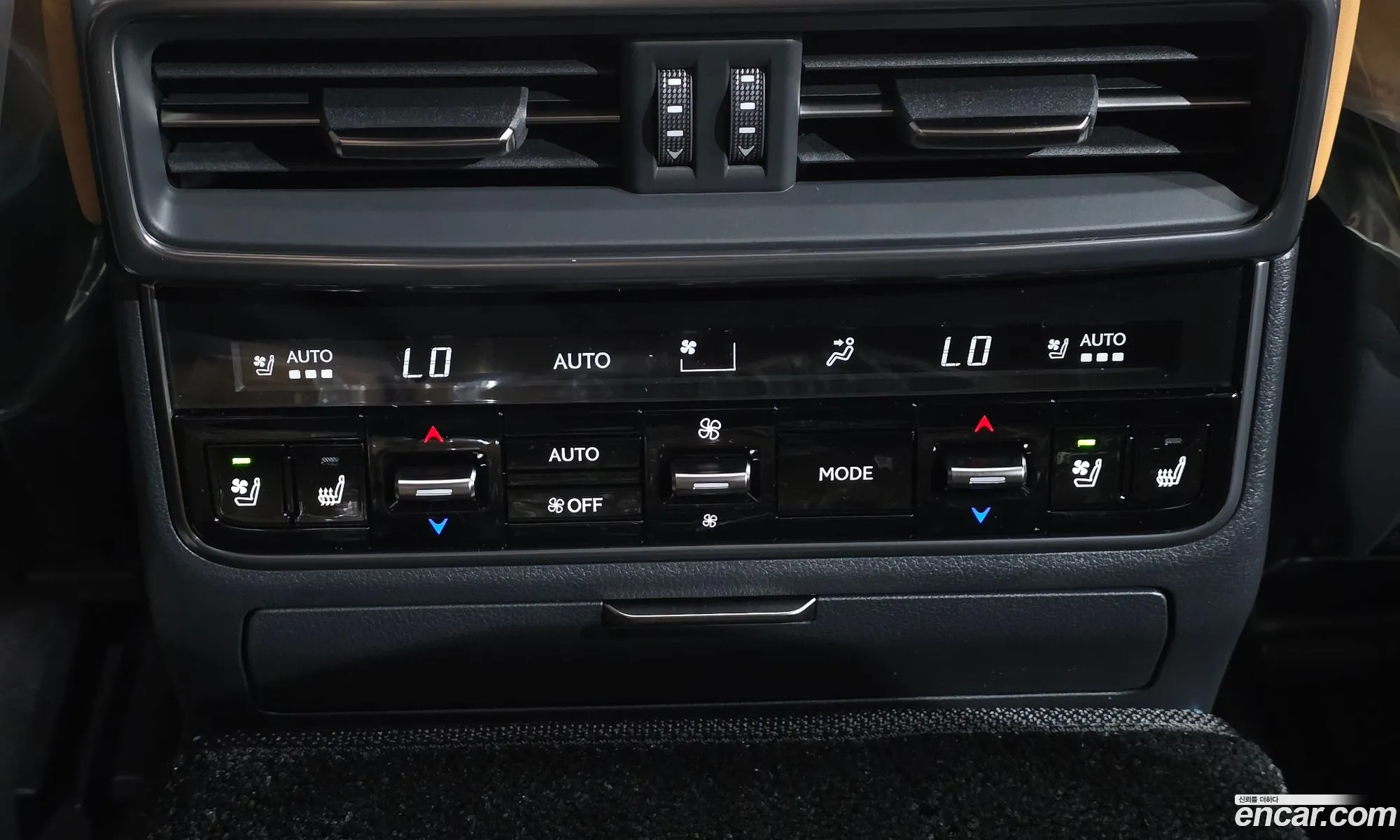 Lexus LX 2026 — 7