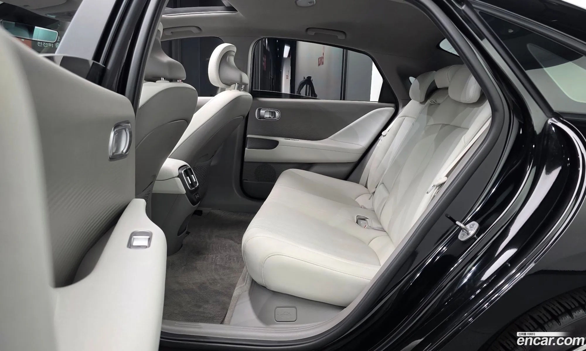 Hyundai Ioniq 6 2022 — 17