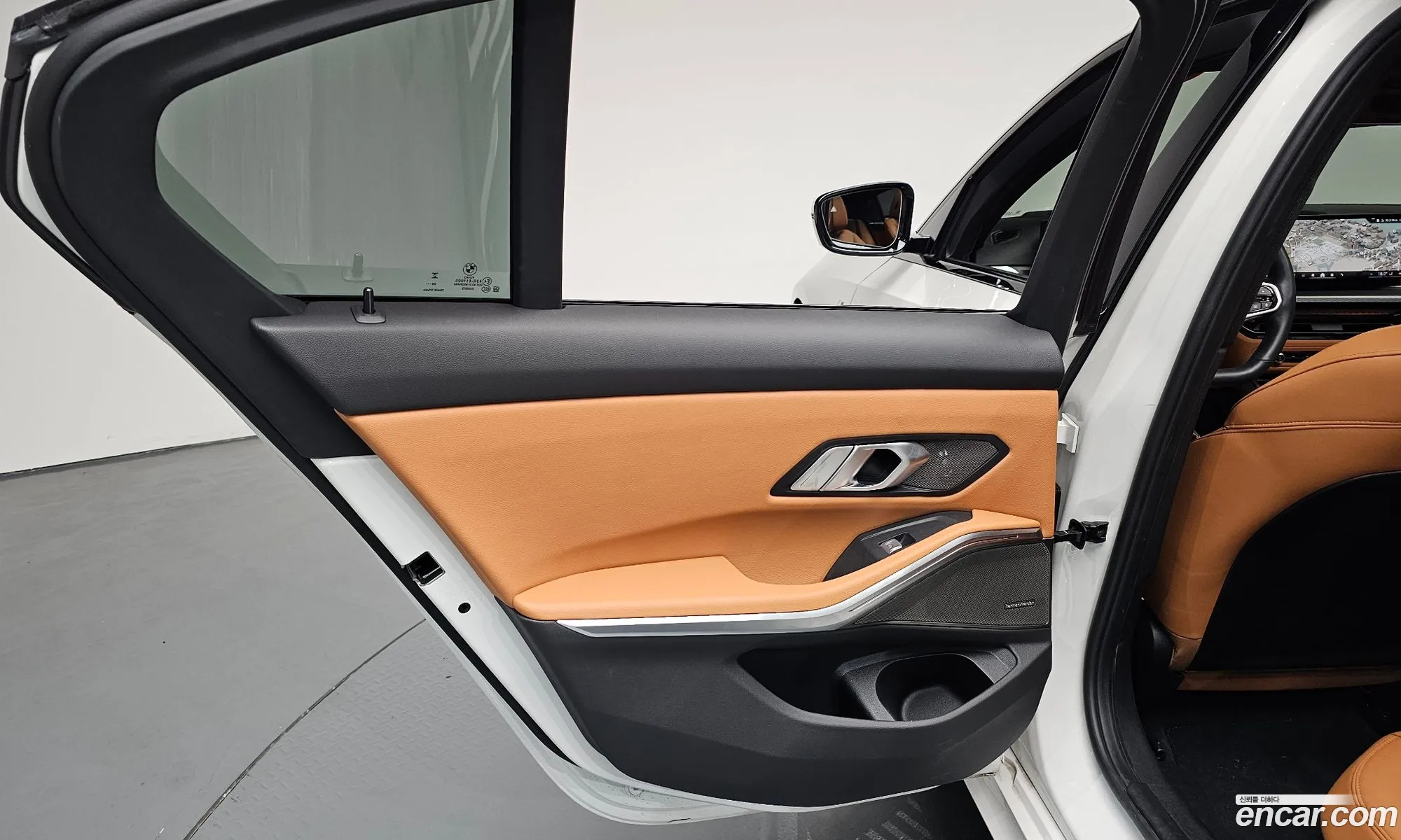 BMW 3 Series 2025 WBA11FF03SFU45504 — 22