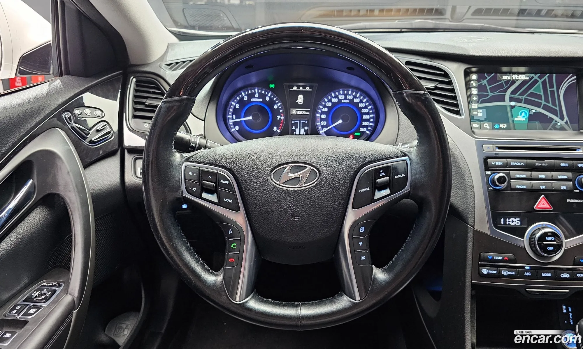 Hyundai Grandeur HG 2015 — 30