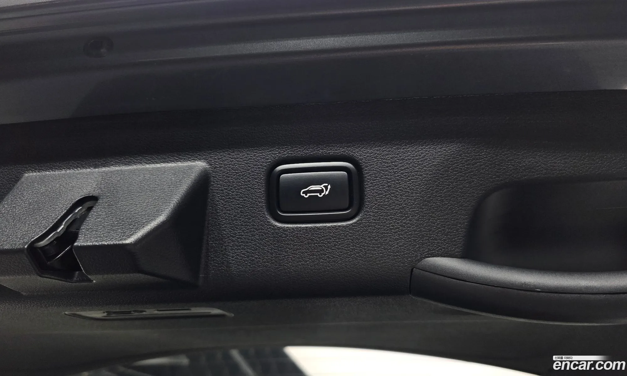 Kia Sportage Hybrid 2023 — 31