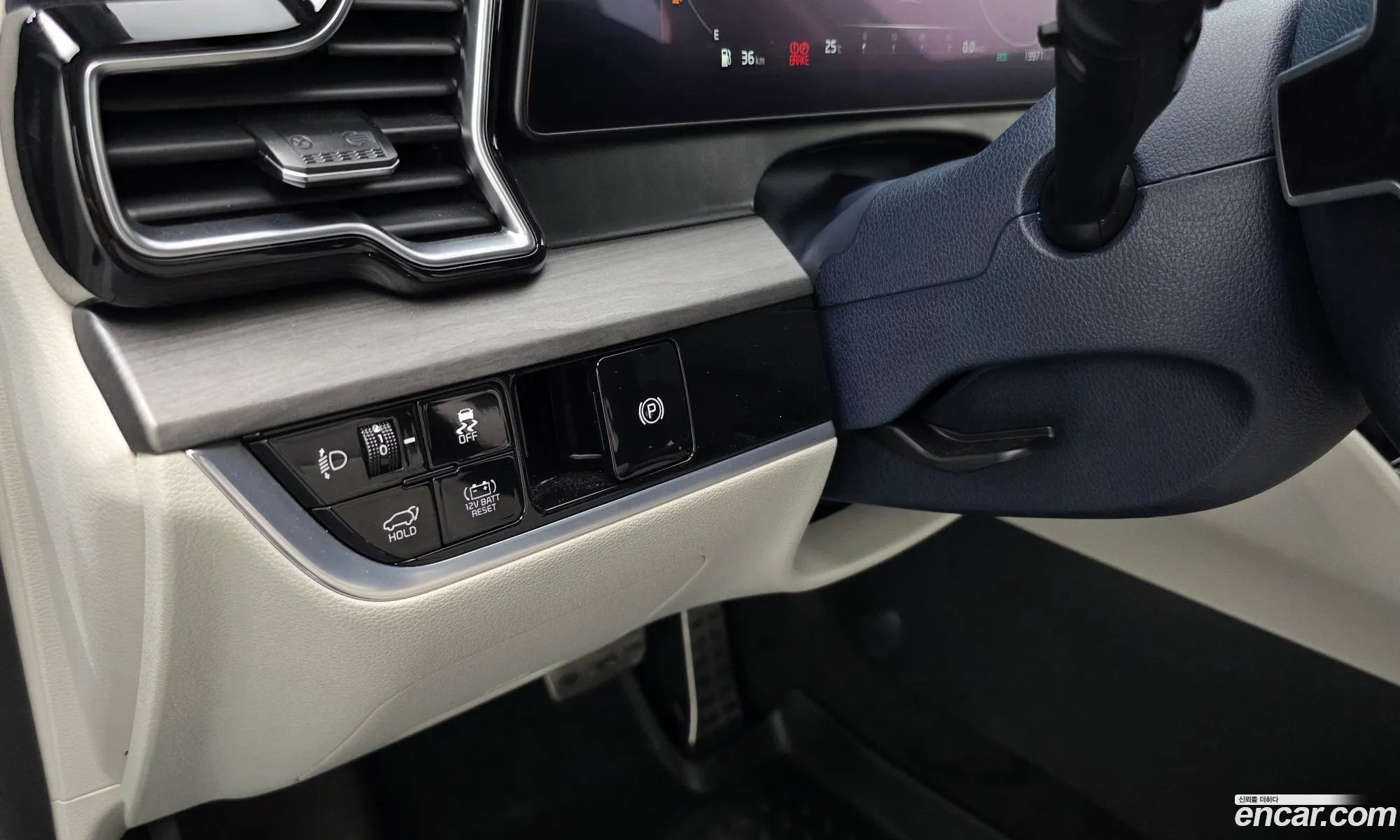 Kia Sportage Hybrid 2023 — 10