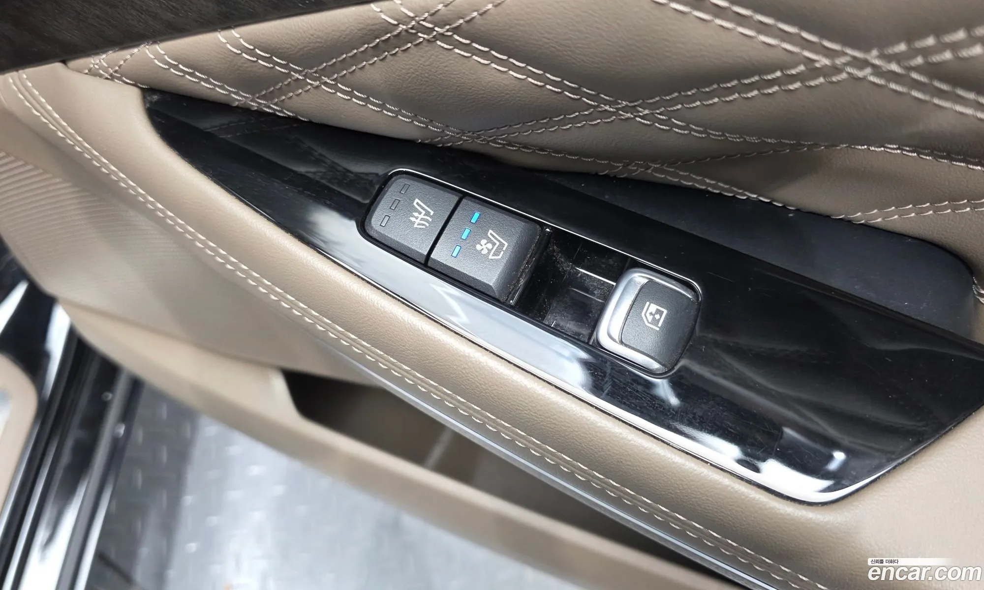 Kia K8 2021 — 10