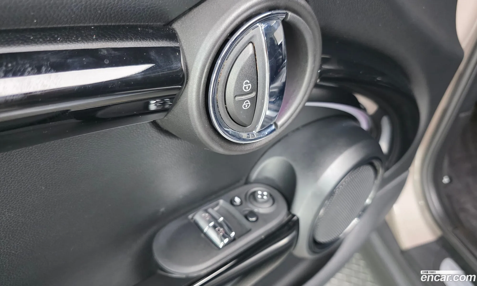 Mini Cooper 2023 — 9
