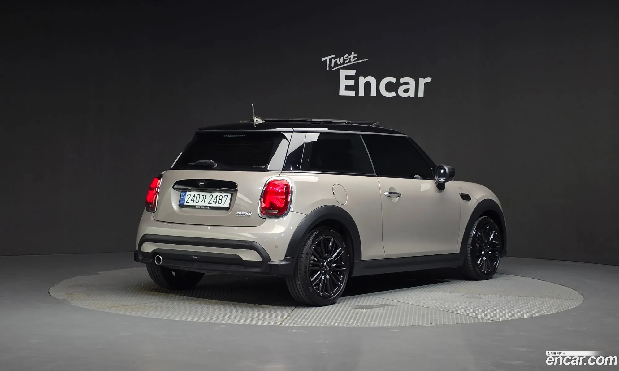 Mini Cooper 2023 — 25