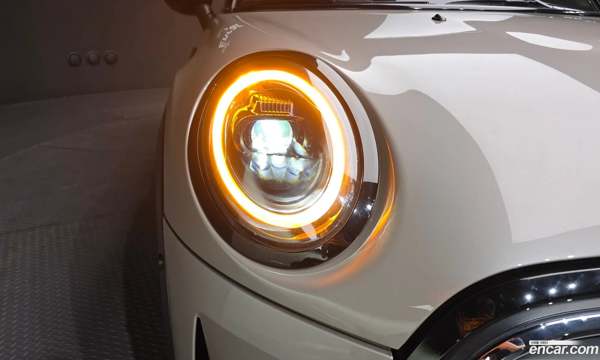 Mini Cooper 2023 — 16