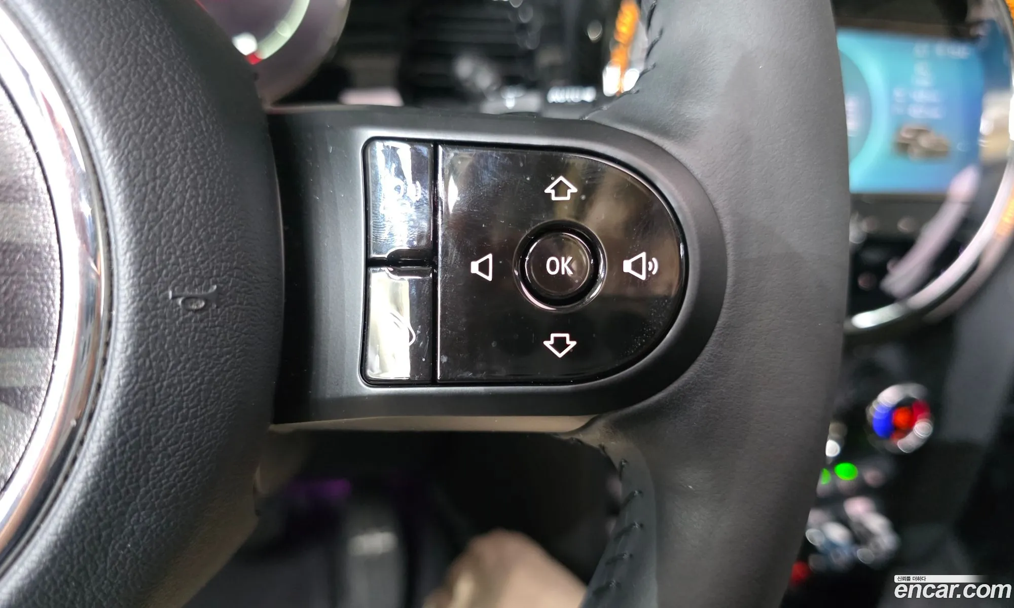 Mini Cooper 2023 — 22