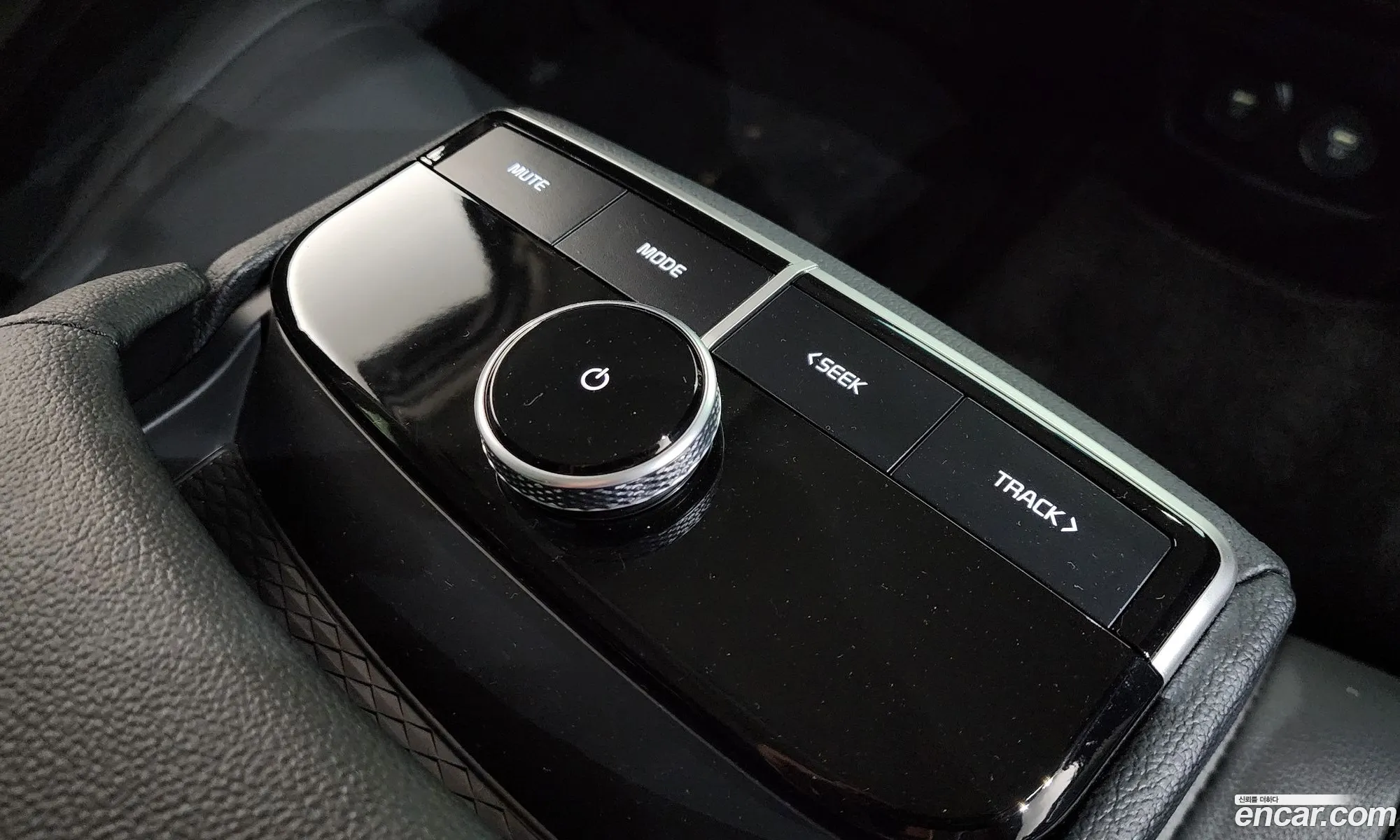 Kia K8 2022 — 22