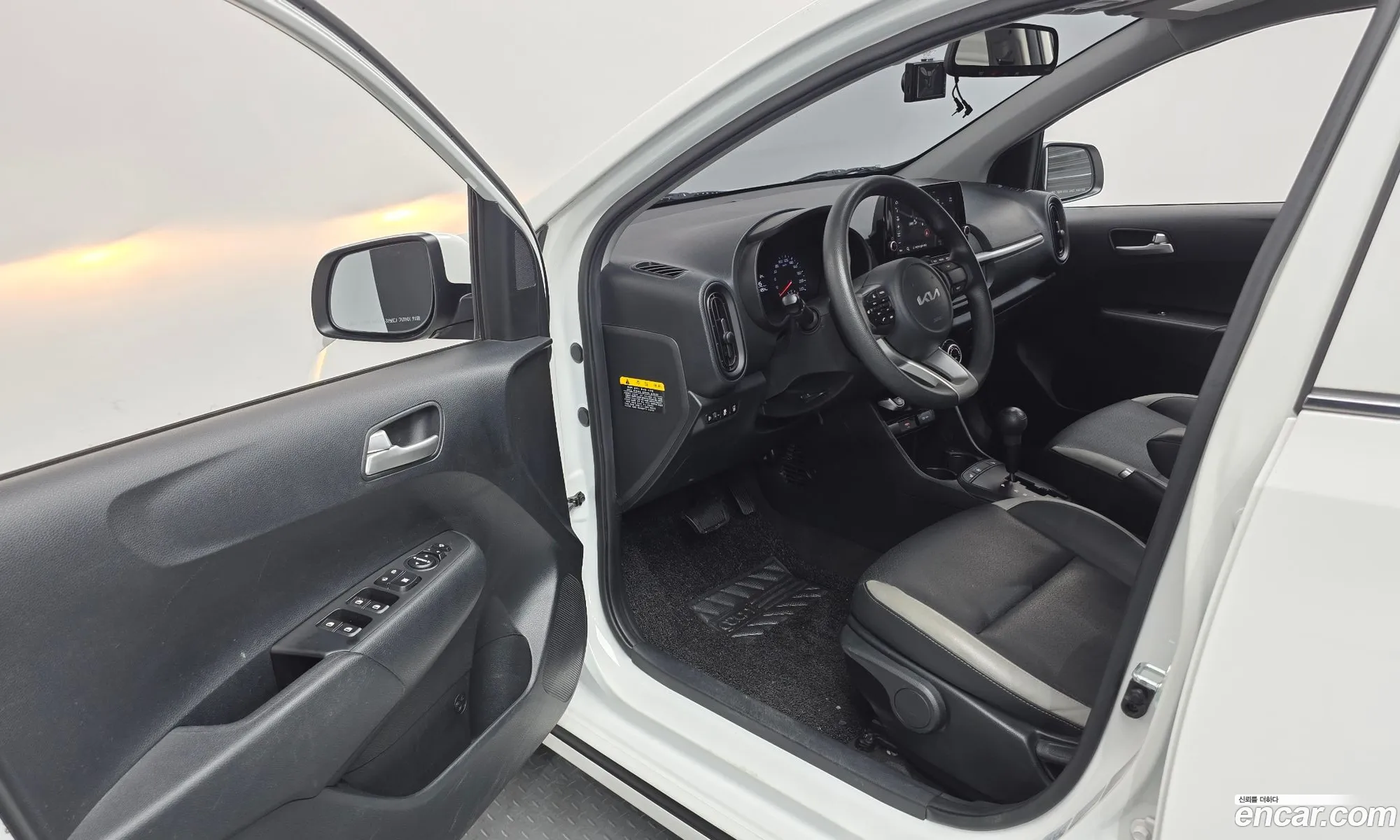 Kia Morning Urban 2023 — 27