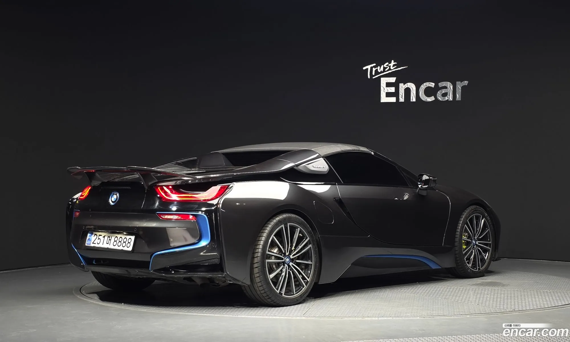 BMW i8 2019 WBY2Z6108KVG33174 — 6