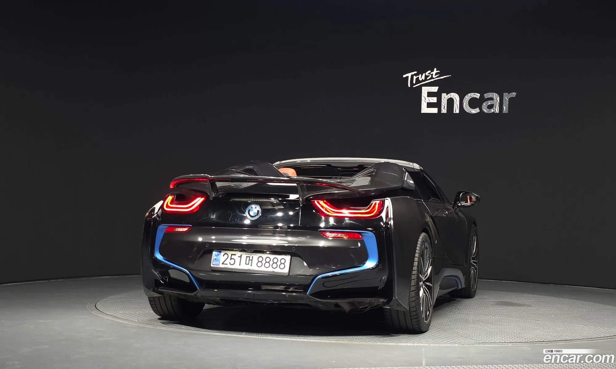BMW i8 2019 WBY2Z6108KVG33174 — 16