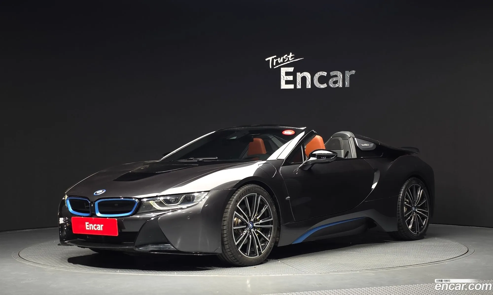 BMW i8 2019 WBY2Z6108KVG33174 — 33