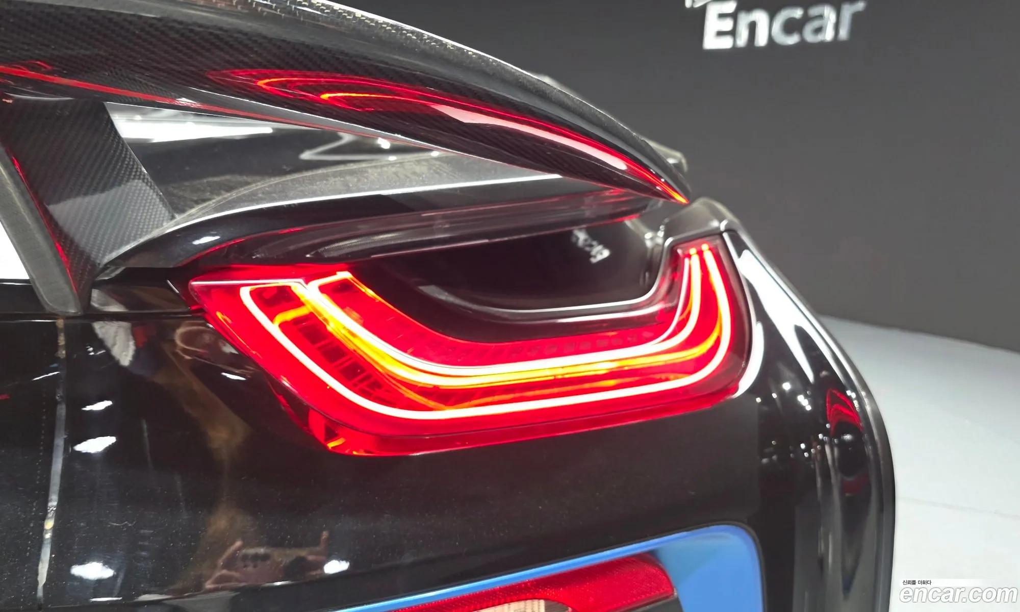 BMW i8 2019 WBY2Z6108KVG33174 — 7