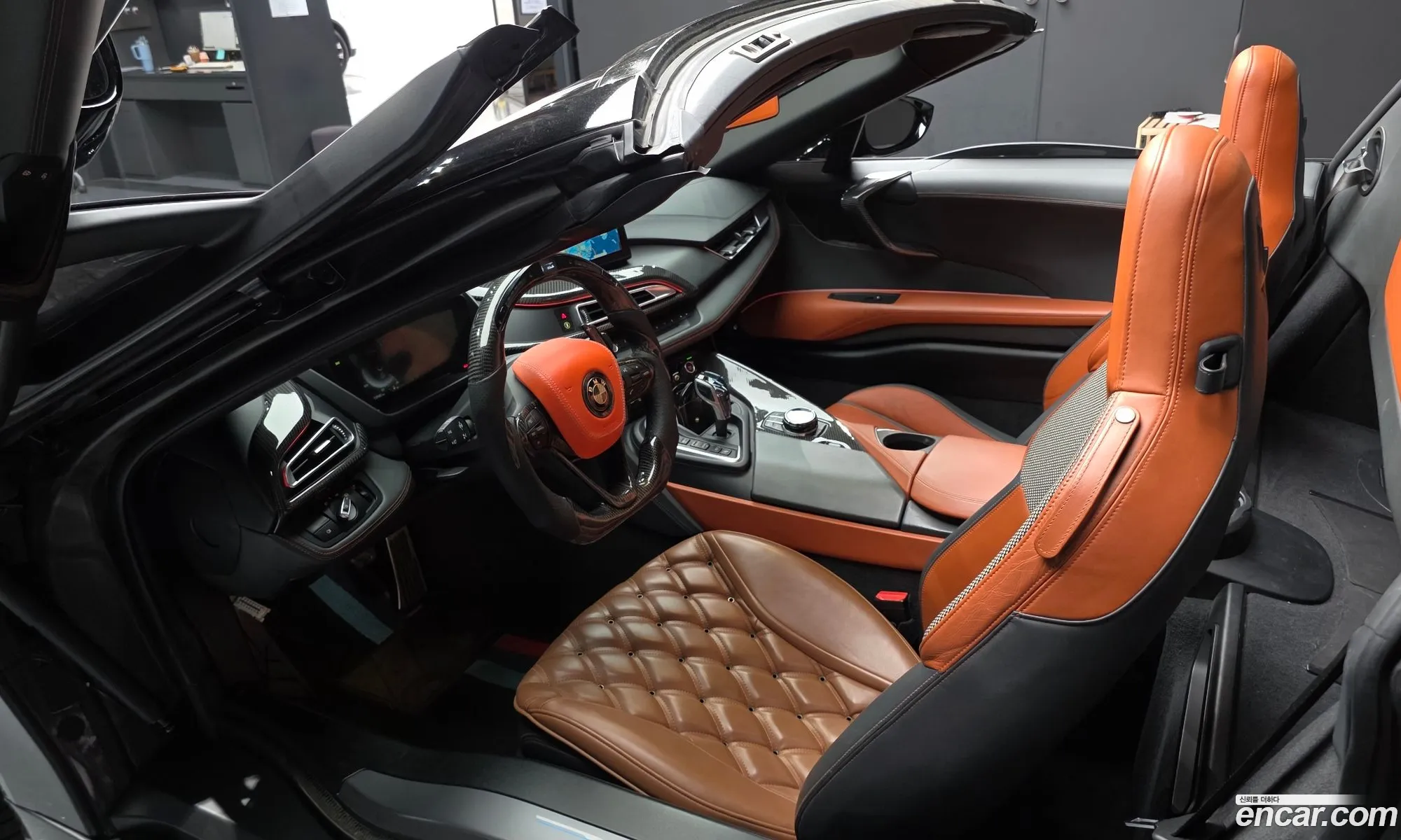 BMW i8 2019 WBY2Z6108KVG33174 — 28