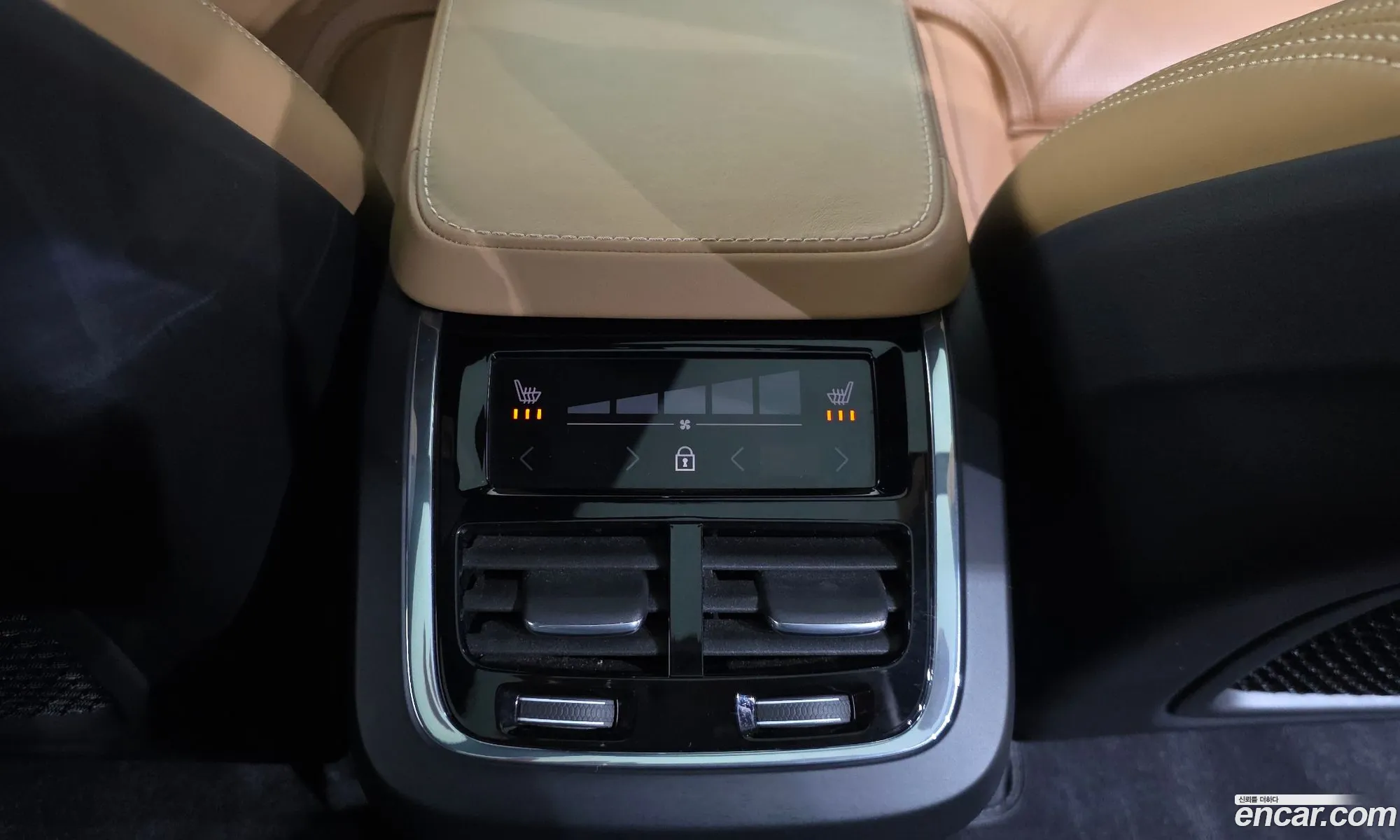 Volvo XC90 2020 YV1LF68TCL1593527 — 14
